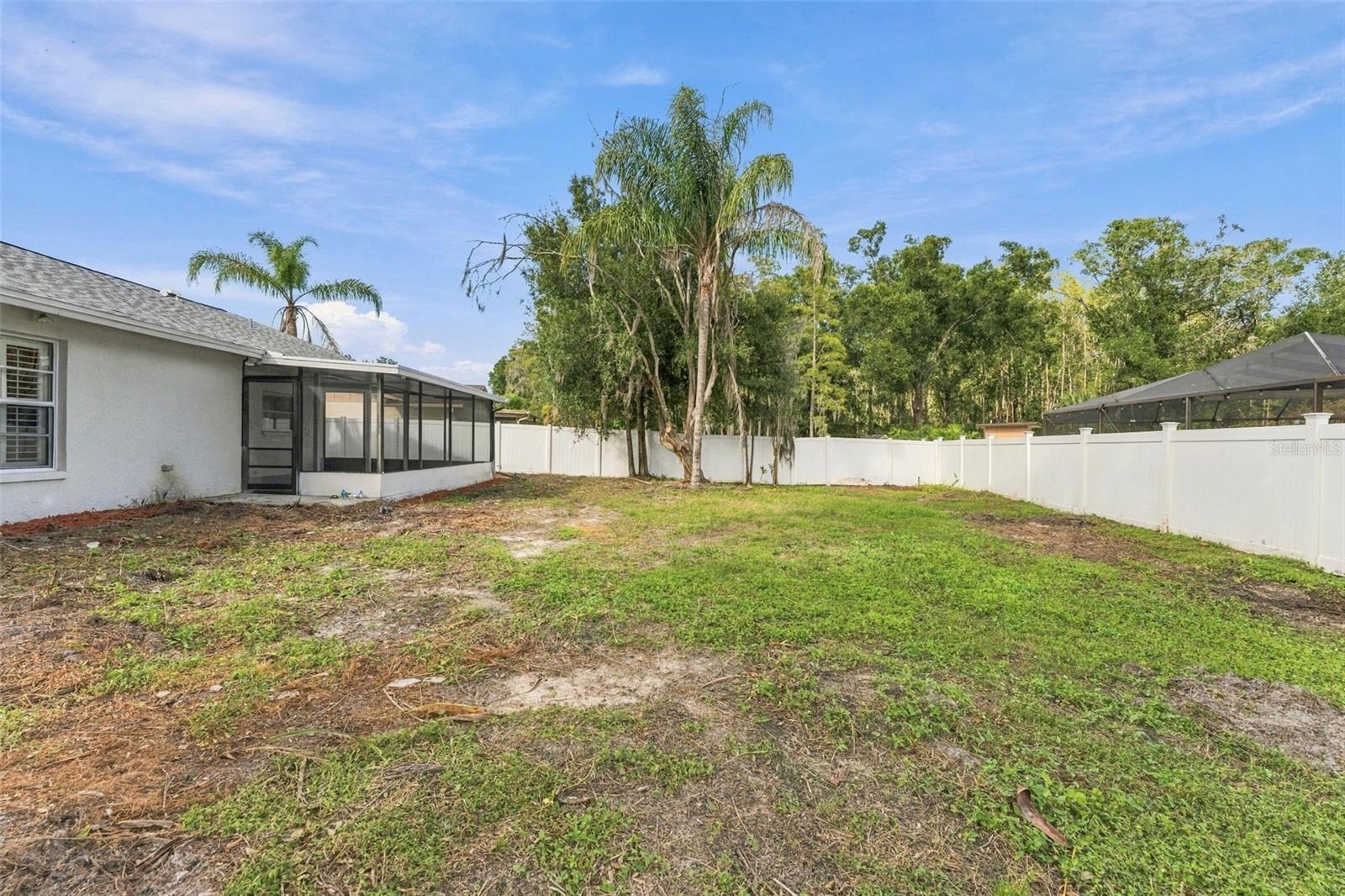 Single Family Residence at 15805 COUNTRY LAKE DR, TAMPA, photo 42 of 55