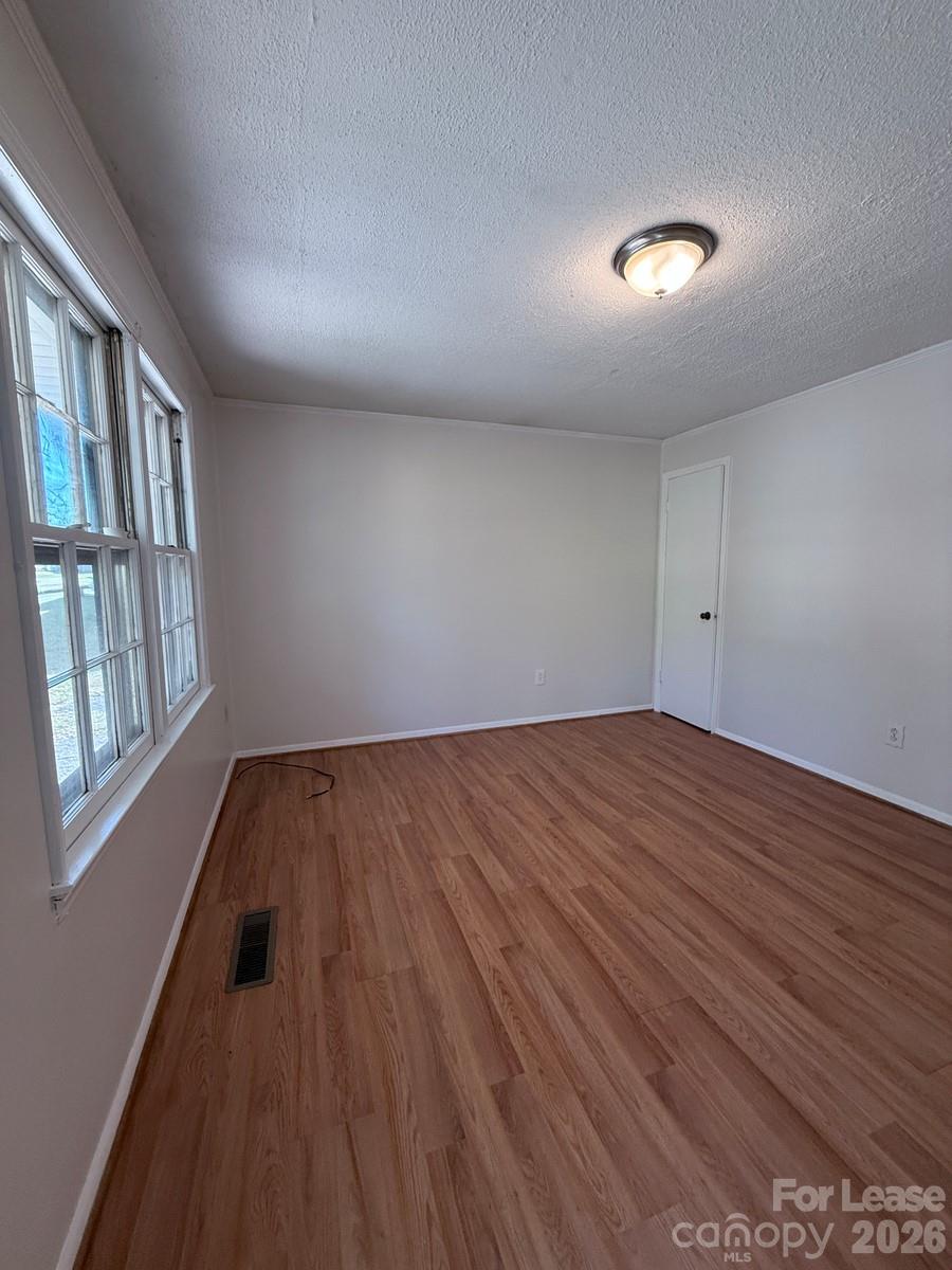 Single Family Residence at 119 Farmington Drive, Stanley, photo 2 of 11