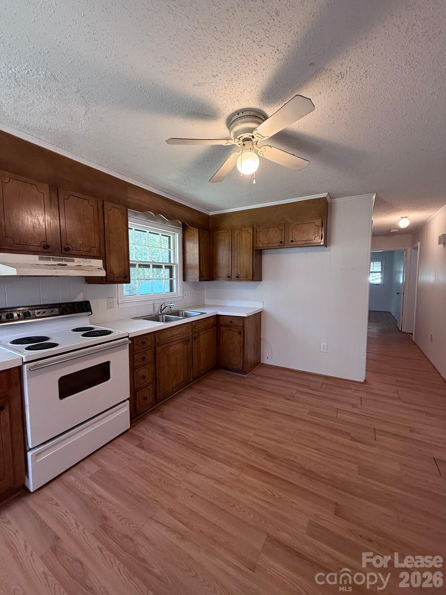 Single Family Residence at 119 Farmington Drive, Stanley, photo 3 of 11