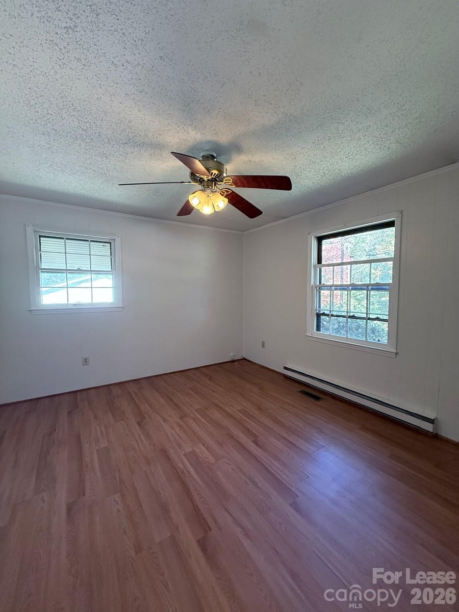 Single Family Residence at 119 Farmington Drive, Stanley, photo 9 of 11