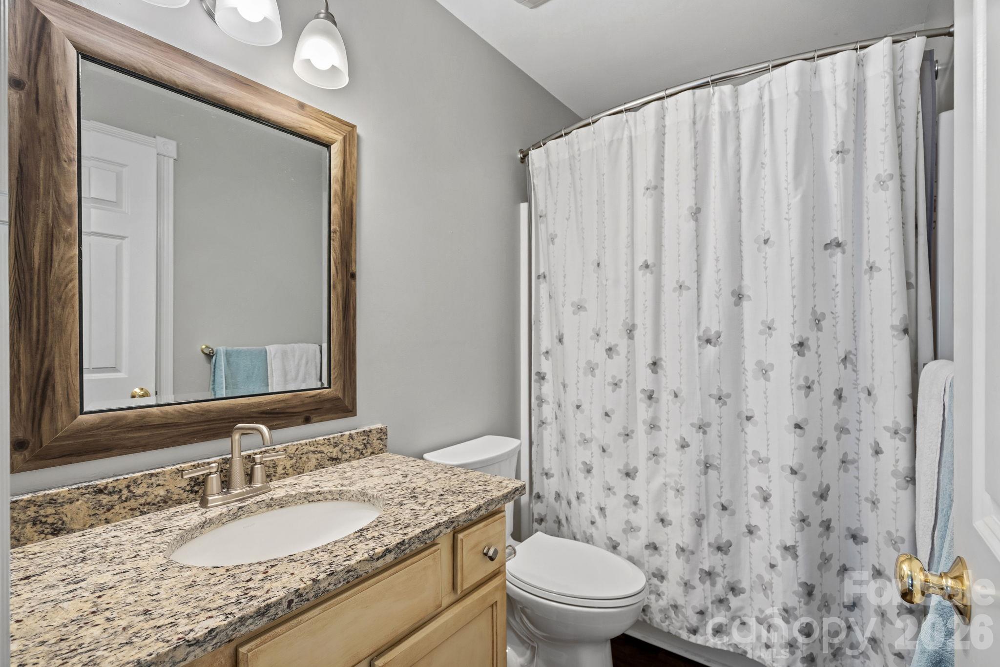Full bath Upper - 14951 Alexander Place Drive, Huntersville