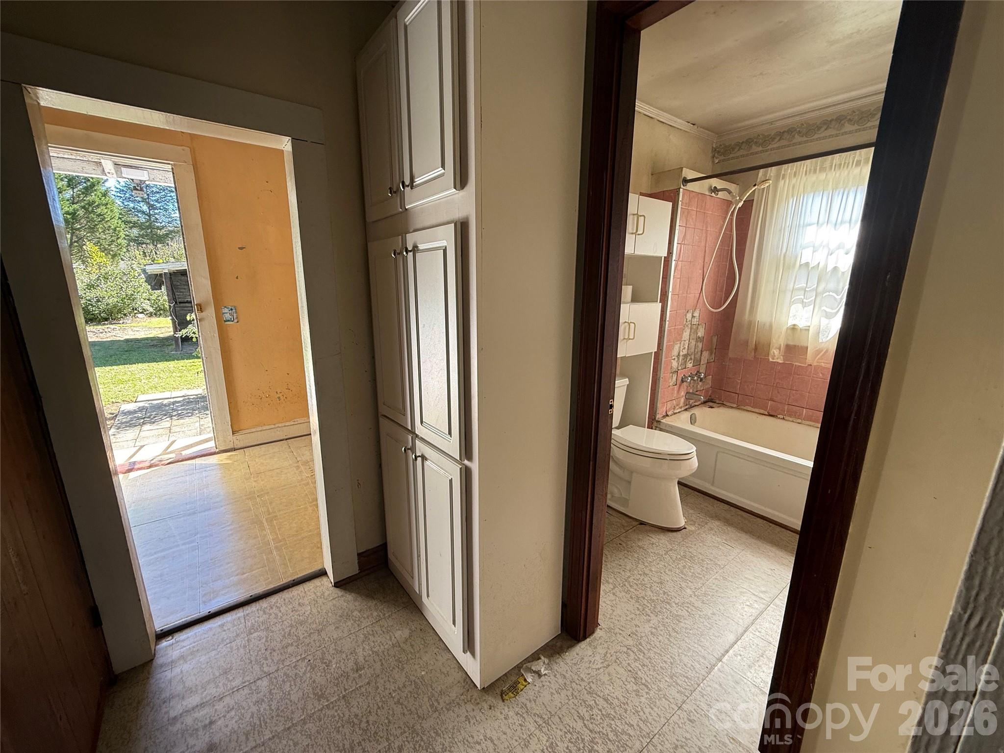 Single Family Residence at 270 Ted Lane, Salisbury, photo 16 of 24