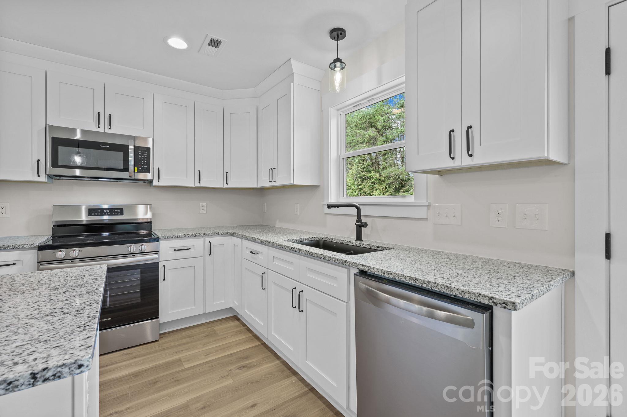 Single Family Residence at 135 Castleview Road, Salisbury, photo 12 of 23