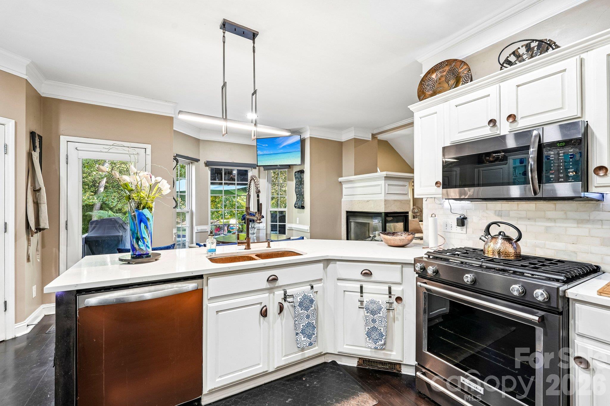 Single Family Residence at 1679 Sanridge Wind Lane, Charlotte, photo 22 of 45