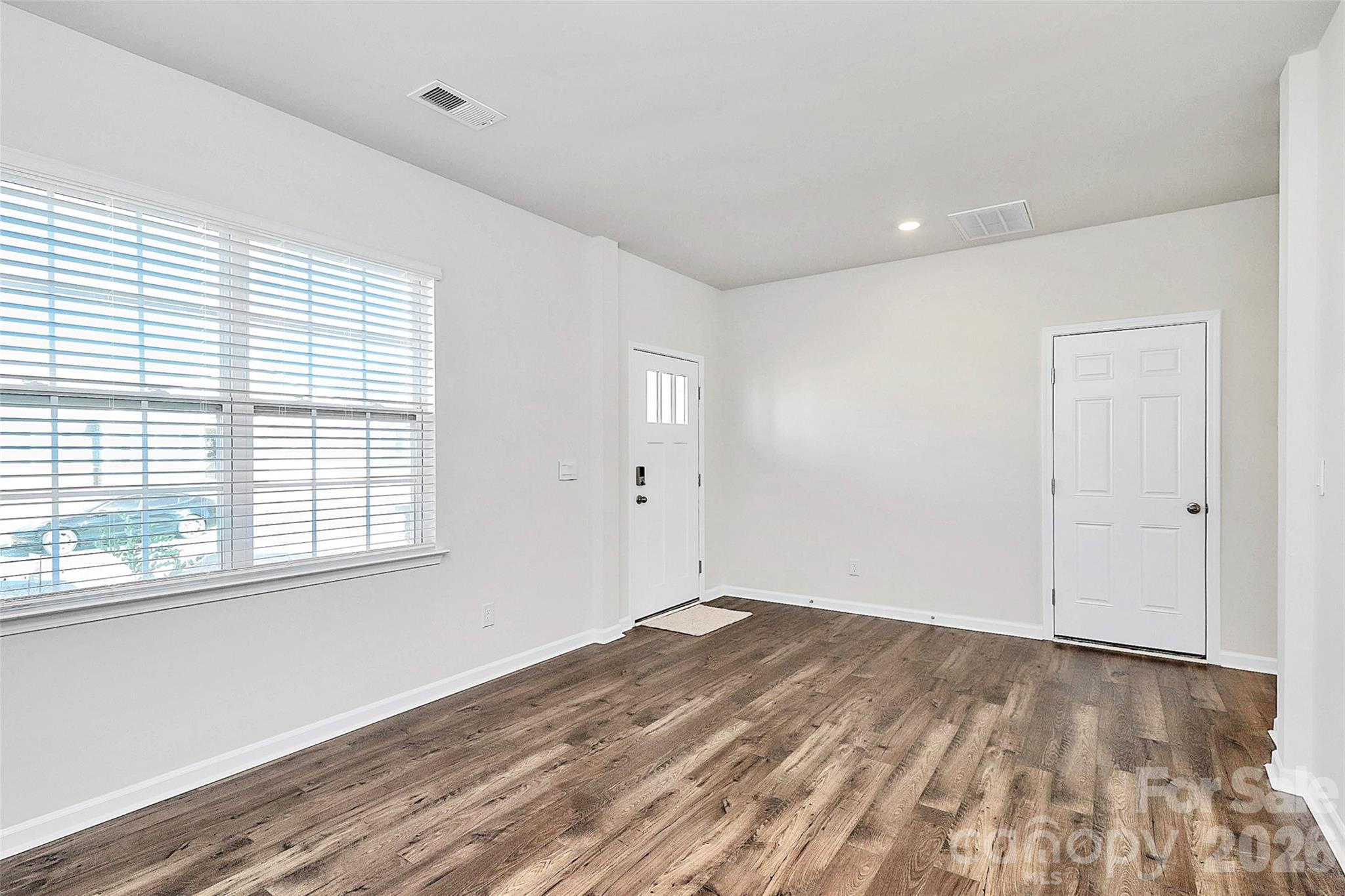 Single Family Residence at 7347 Teague Drive, Gastonia, photo 9 of 42