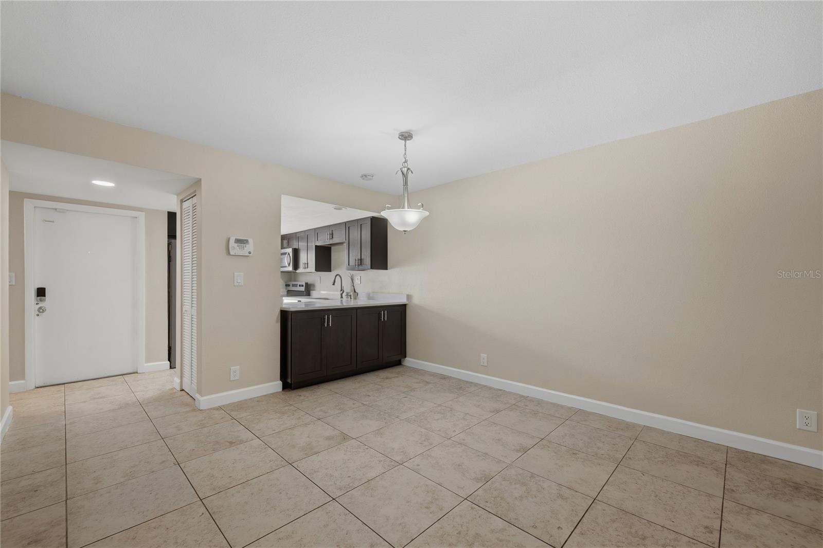 Townhouse at 270 MOREE LOOP #4, WINTER SPRINGS, photo 9 of 37