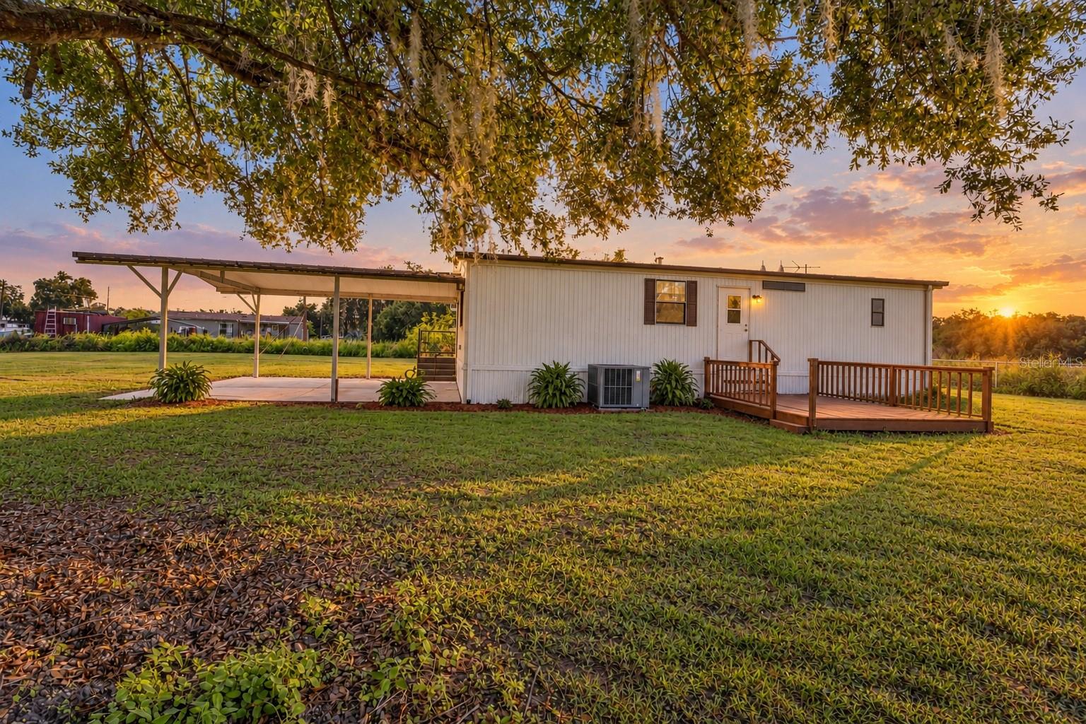 Manufactured Home at 3807 ROOSTER LN, PLANT CITY