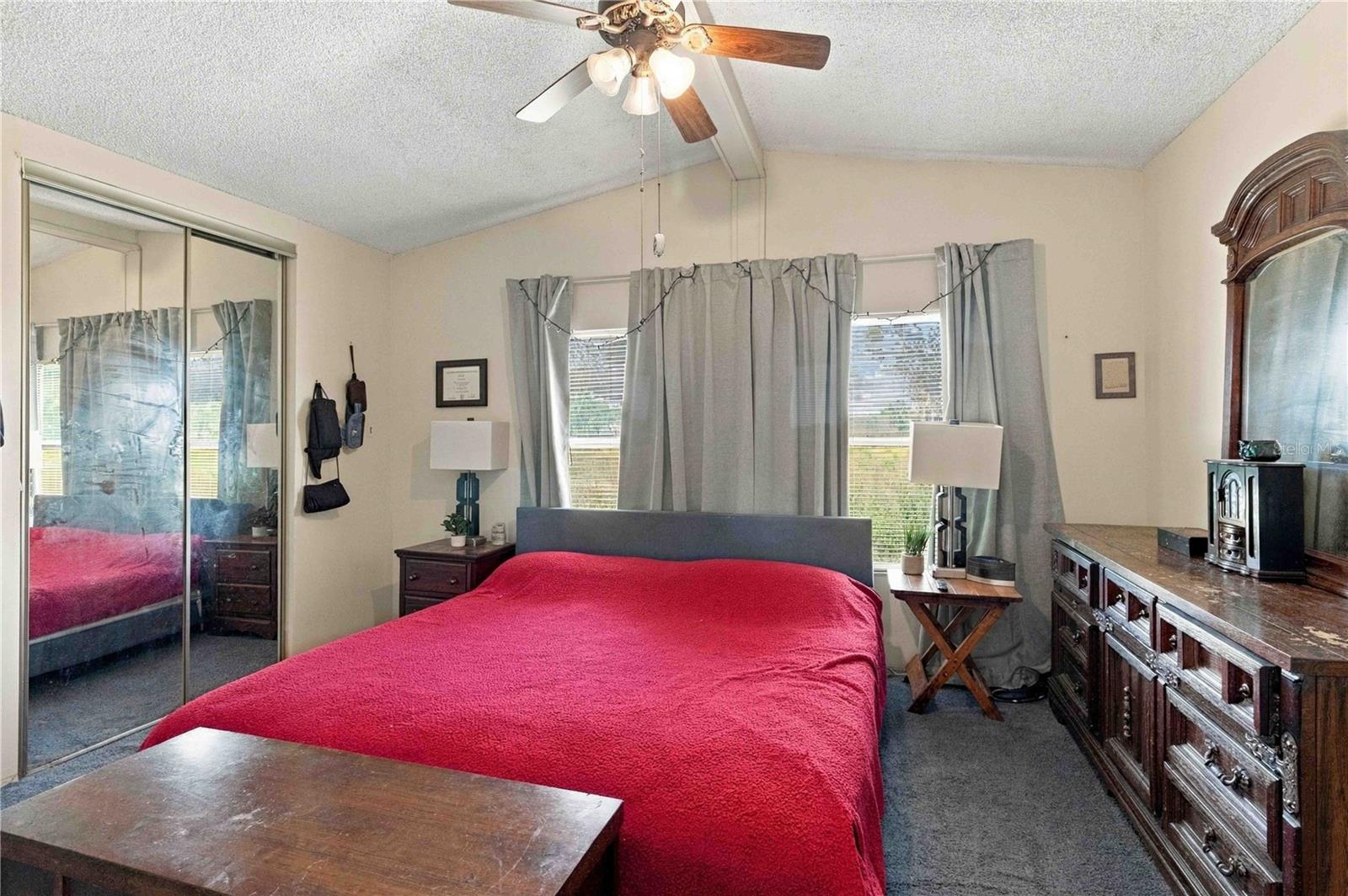 Manufactured Home at 3807 ROOSTER LN, PLANT CITY, photo 9 of 33