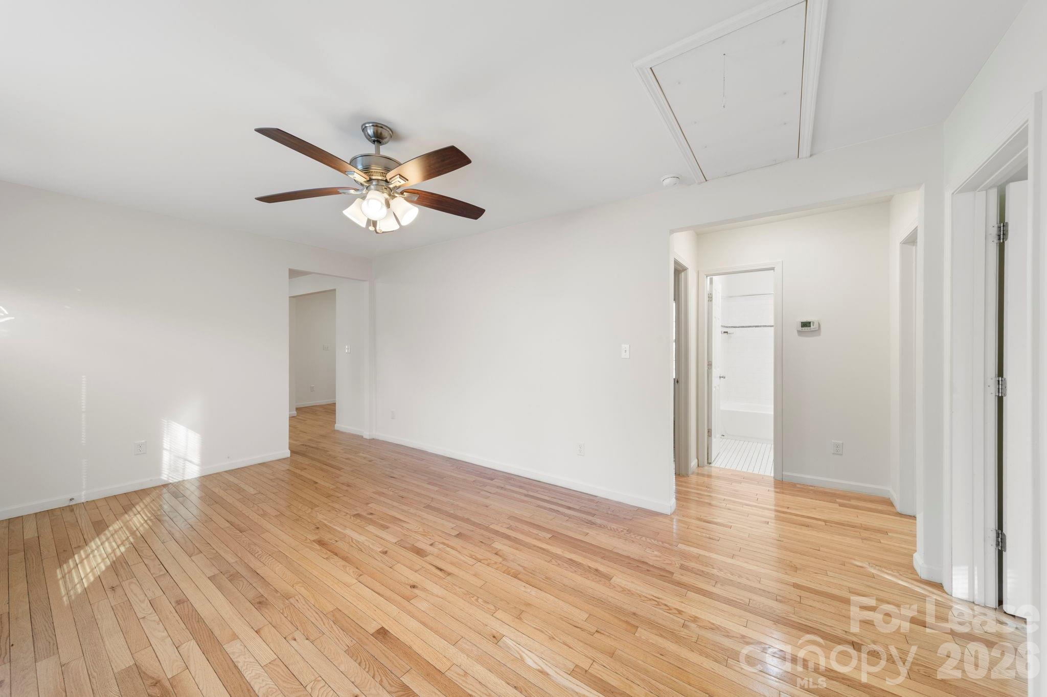 Single Family Residence at 5309 Waxhaw Marvin Road, Waxhaw, photo 6 of 23