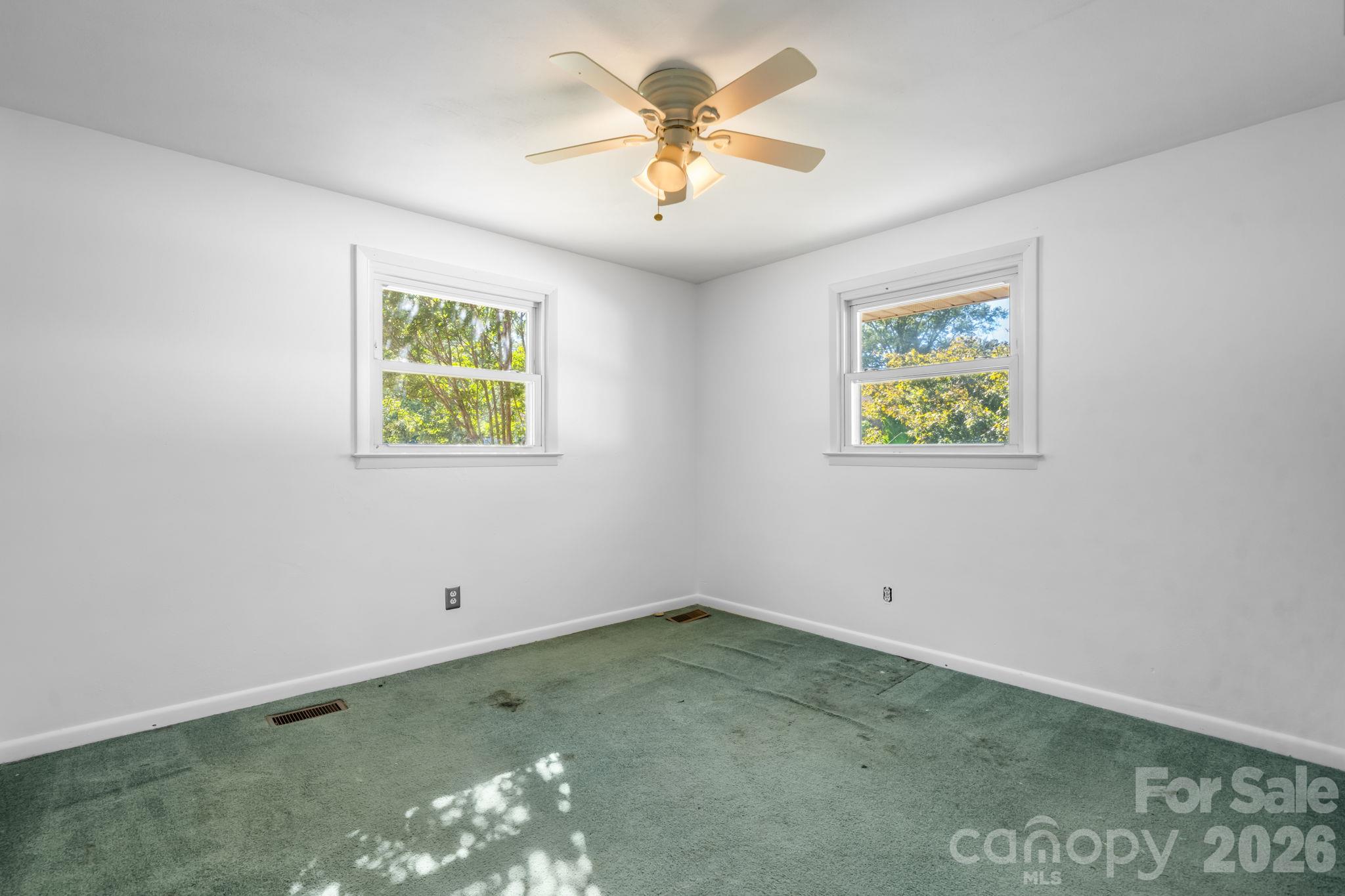 Single Family Residence at 2509 29th Street NE, Hickory, photo 10 of 47