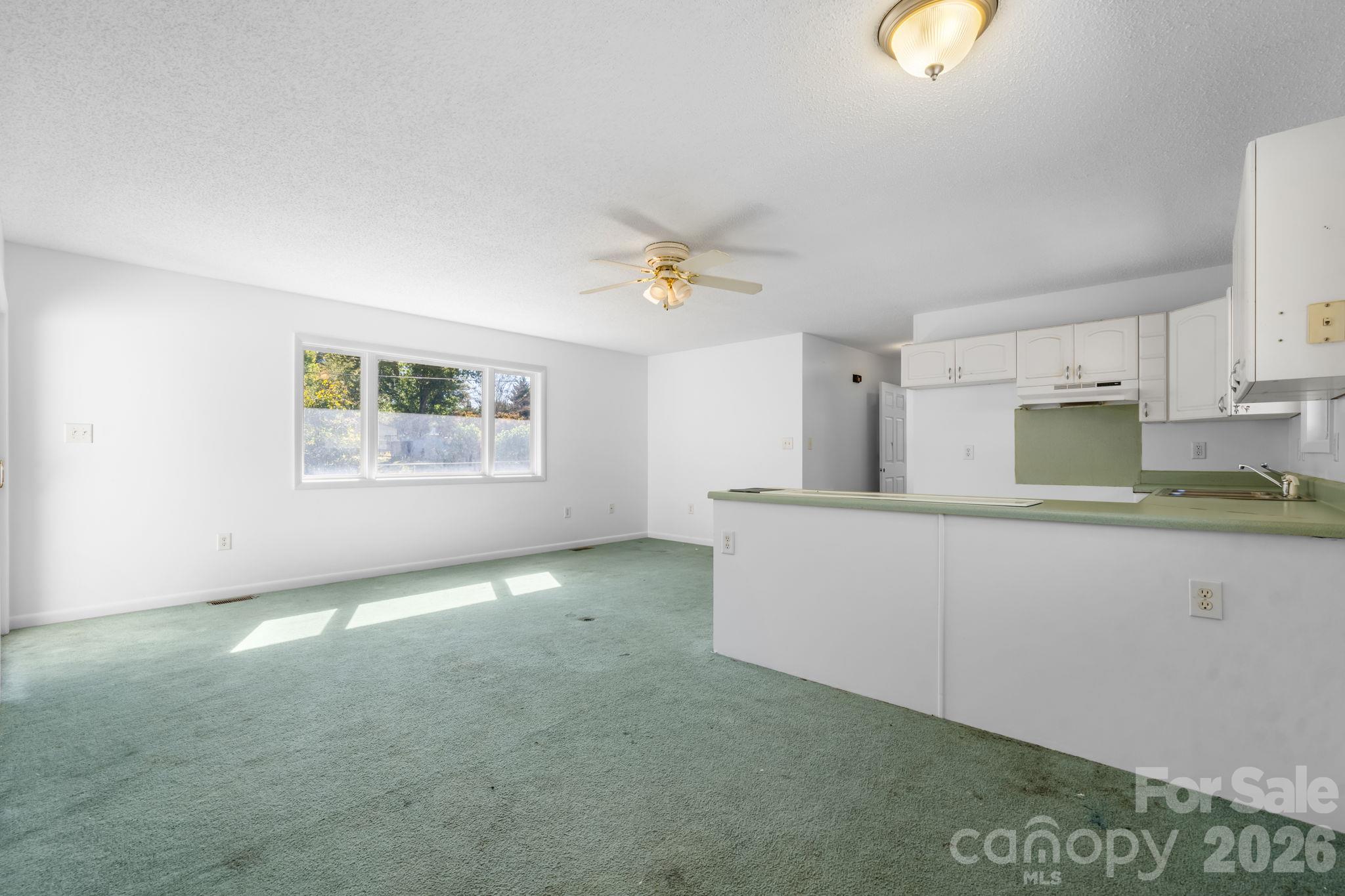 Single Family Residence at 2509 29th Street NE, Hickory, photo 19 of 47