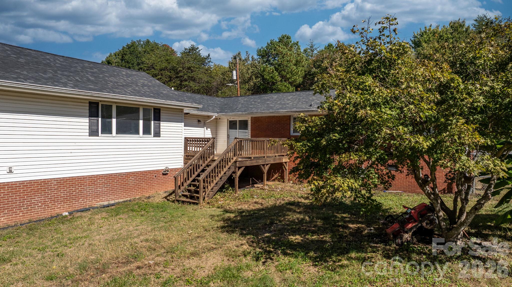 Single Family Residence at 2509 29th Street NE, Hickory, photo 42 of 47