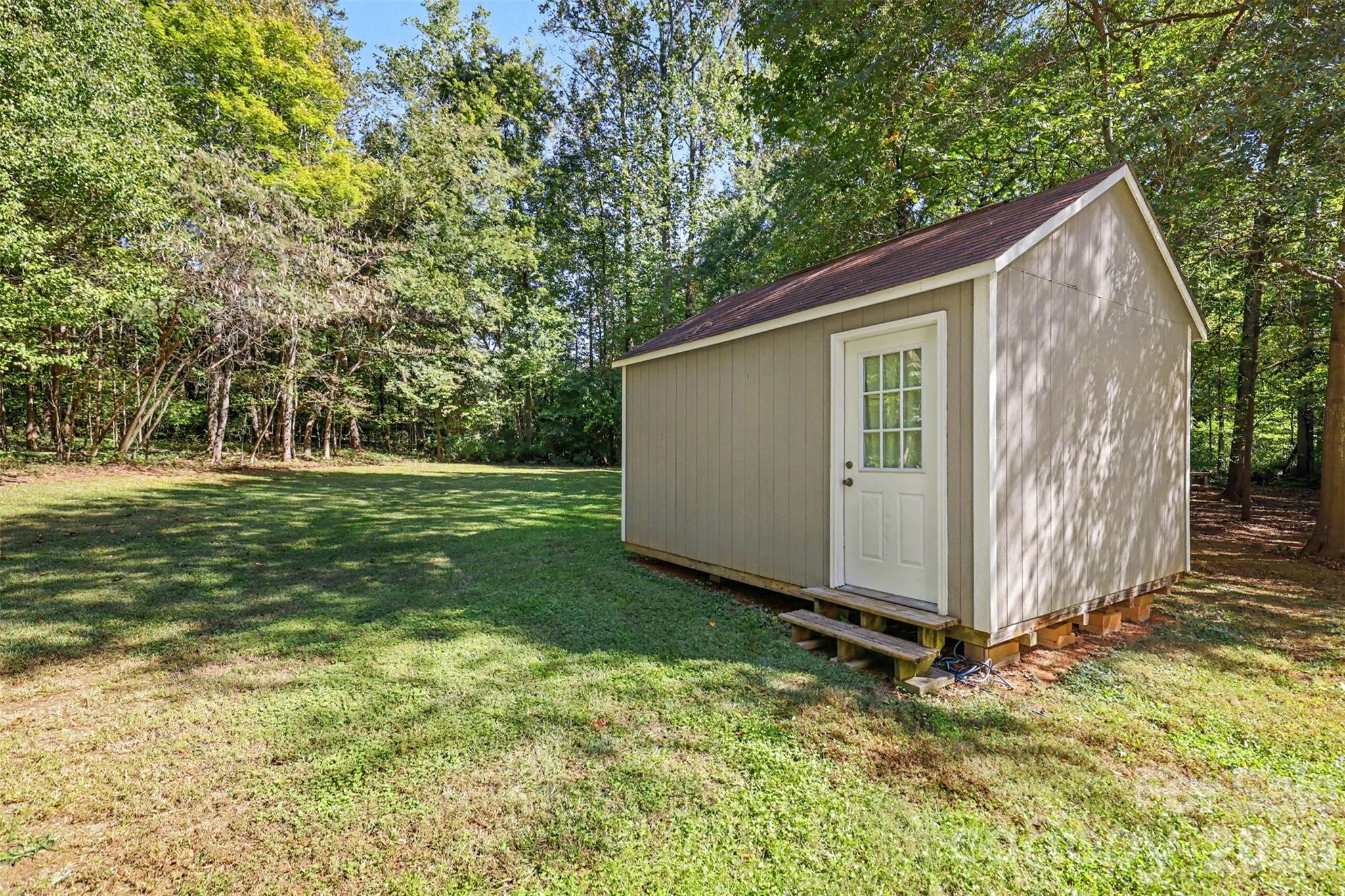 Shed - 7605 Hedrick Circle, Huntersville