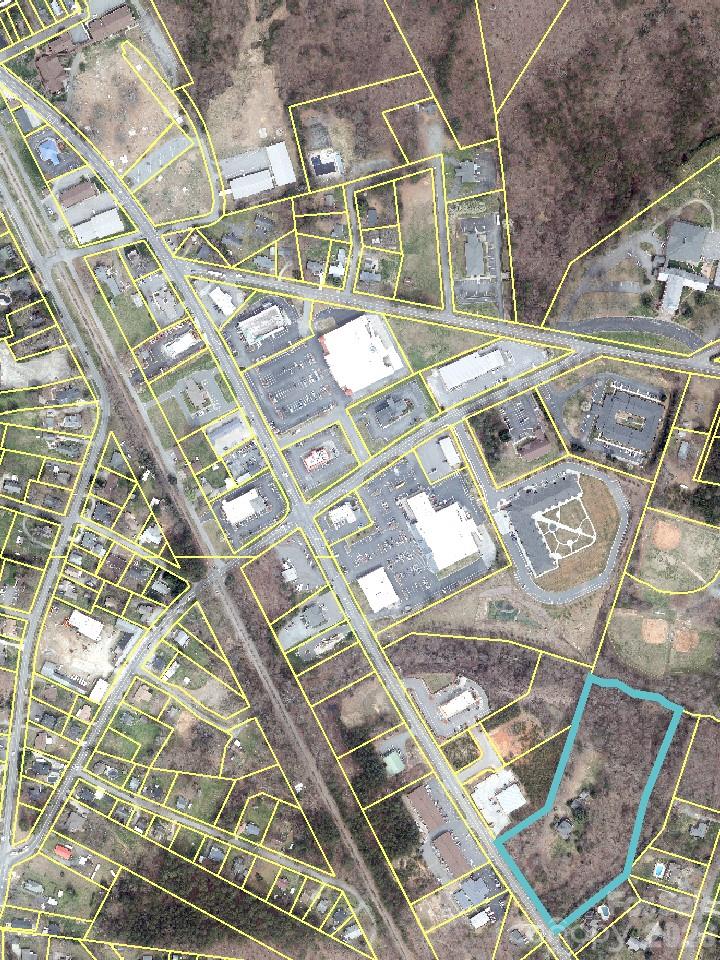 GIS photo of 175746 zoomed out for closest area businesses (2nd parcel at NE corner) - 601 S Highway 27 Highway, Stanley
