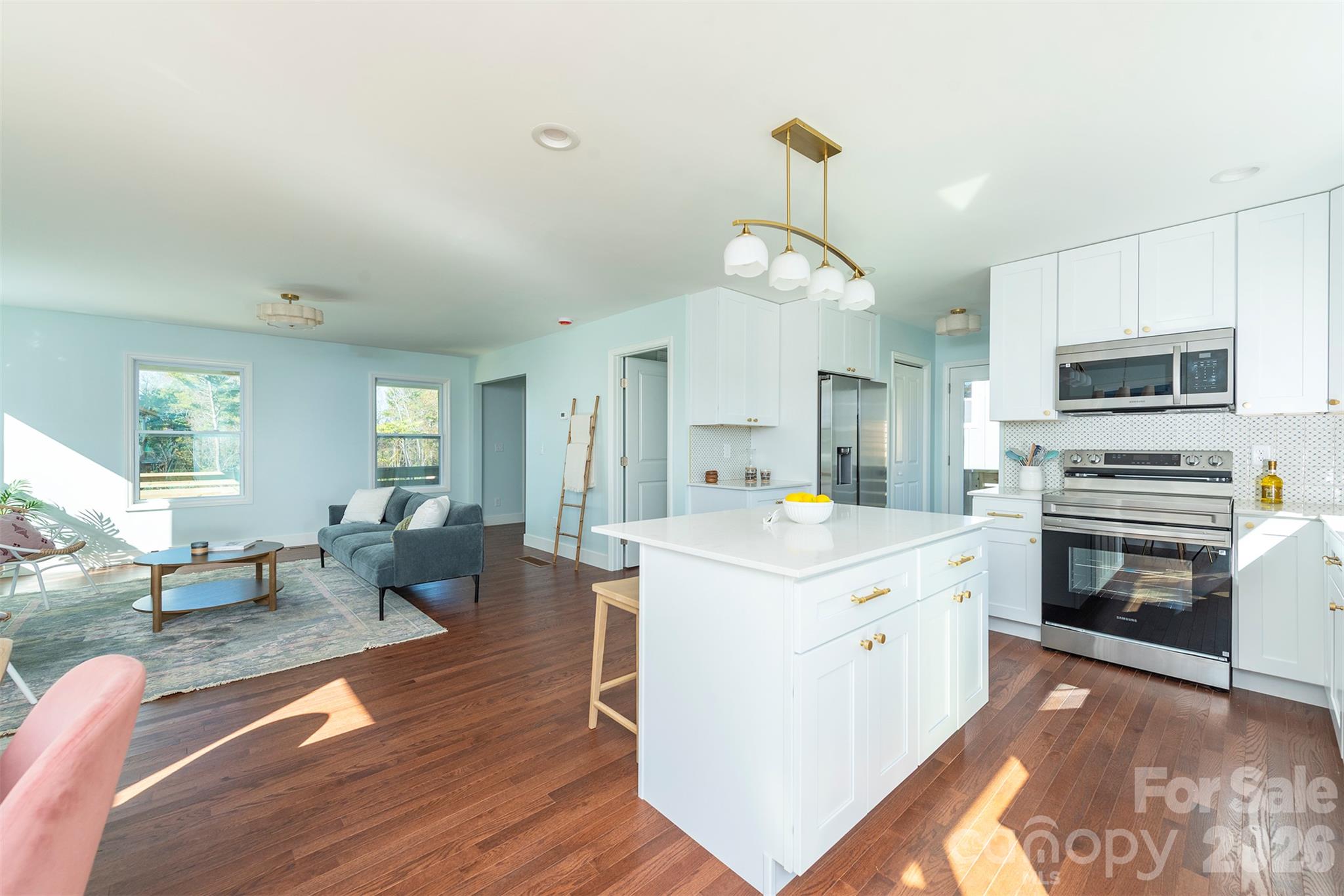 Single Family Residence at 14 Crestfield Avenue, Asheville, photo 11 of 29