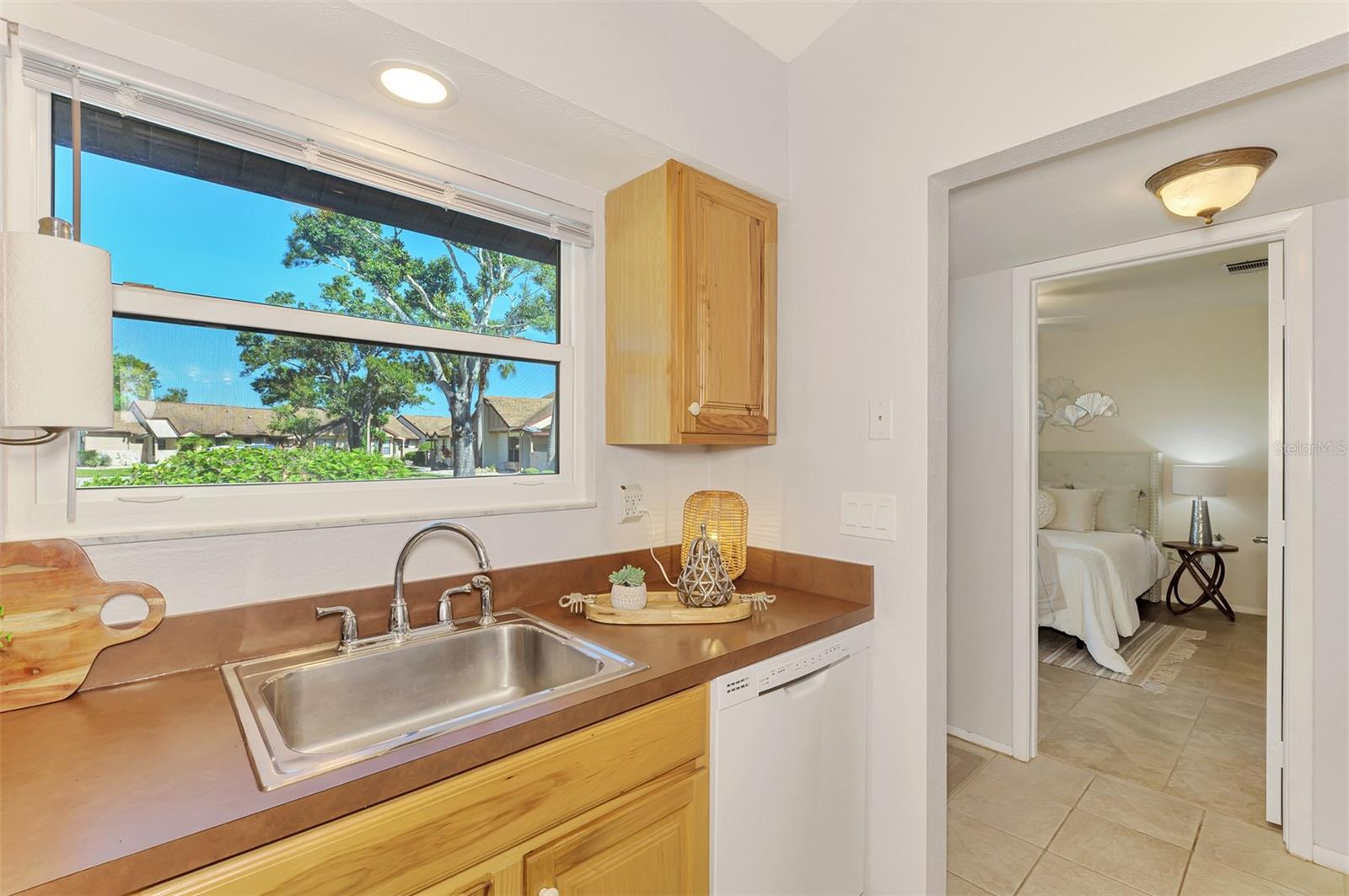Villa at 5800 NIBLICK PL, NORTH PORT, photo 20 of 38