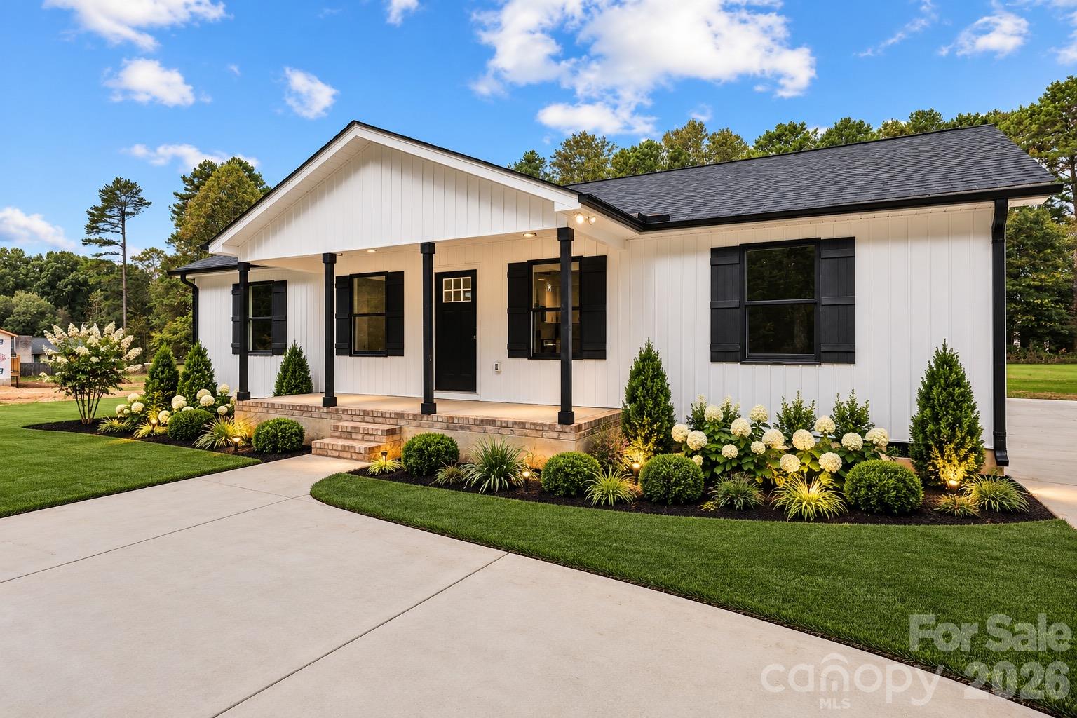 Single Family Residence at 135 Castleview Road, Salisbury, photo 2 of 23