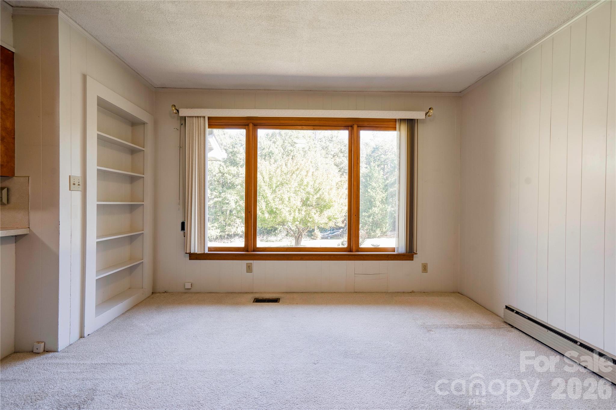 Family Room - 204 Stony Point Road, Kings Mountain