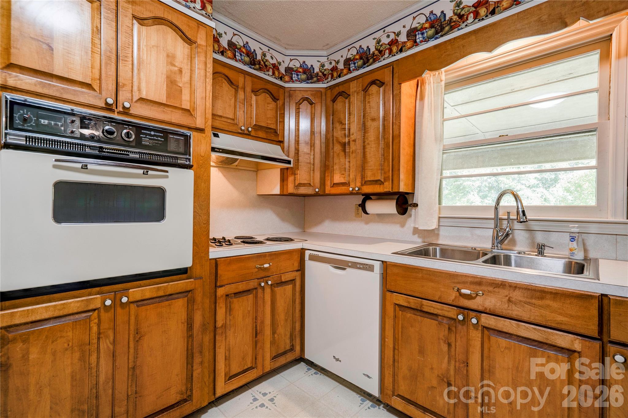 Kitchen - 204 Stony Point Road, Kings Mountain