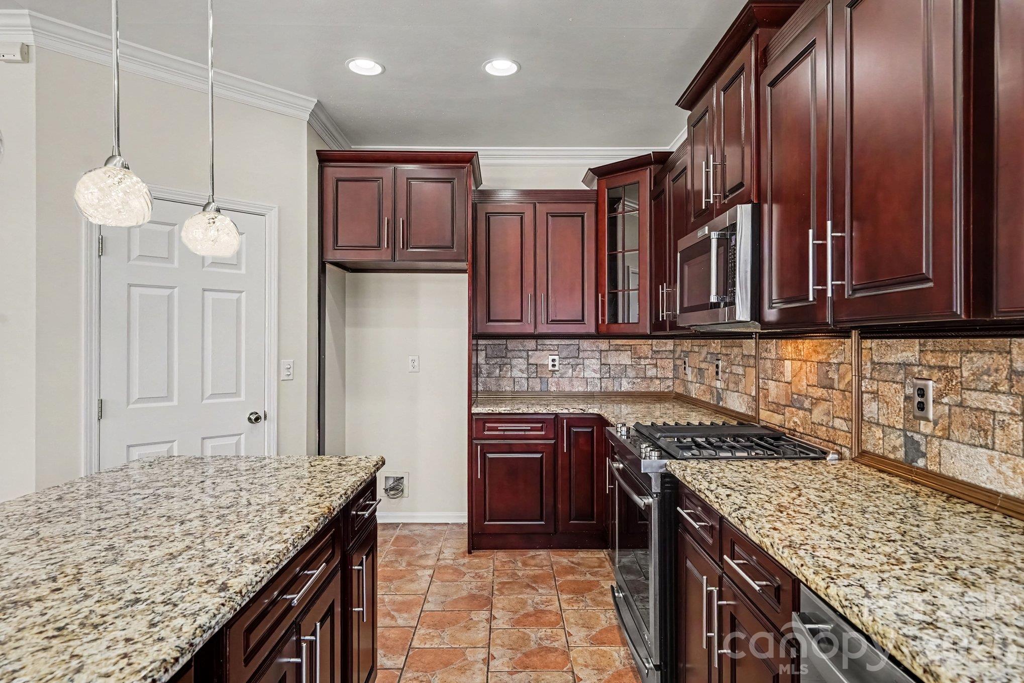 Single Family Residence at 6500 Courtland Street, Indian Trail, photo 16 of 32