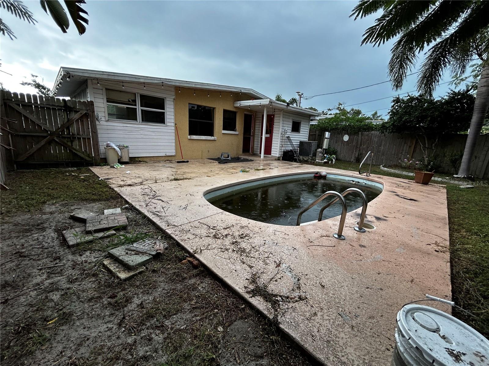 Single Family Residence at 2145 42ND AVE N, ST PETERSBURG, photo 6 of 6