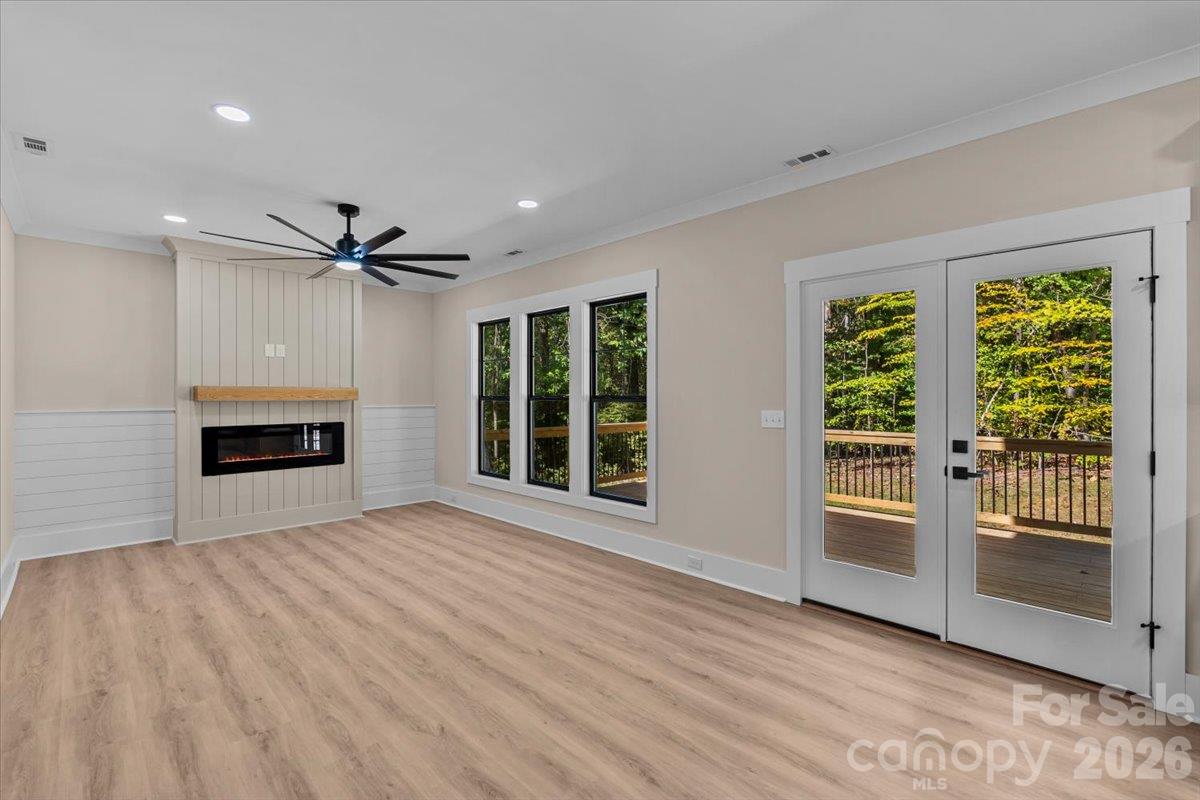 Single Family Residence at 210 Birchwood Lane, Mocksville, photo 12 of 48
