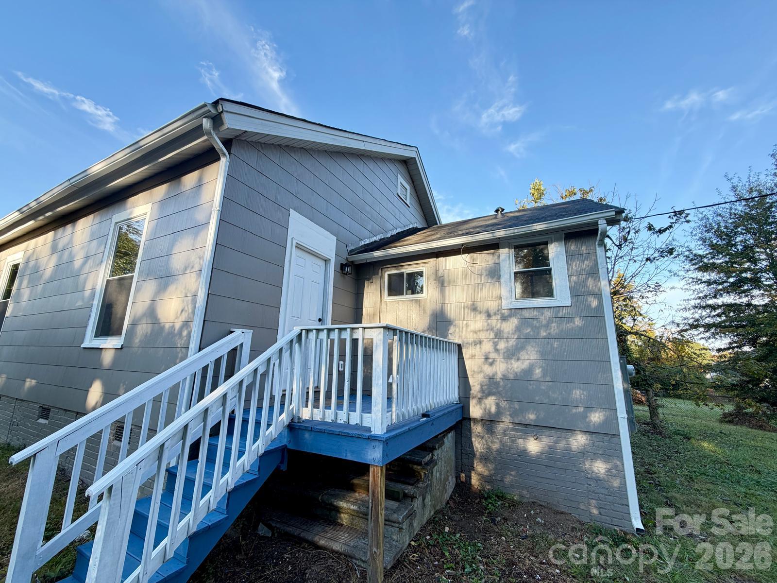 Back - 510 Leslie Street, Chester