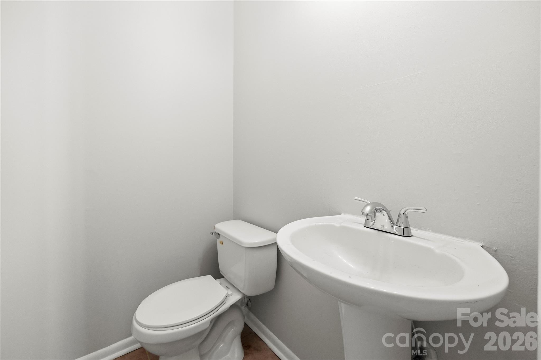 Single Family Residence at 211 Morris Street, Kings Mountain, photo 14 of 24