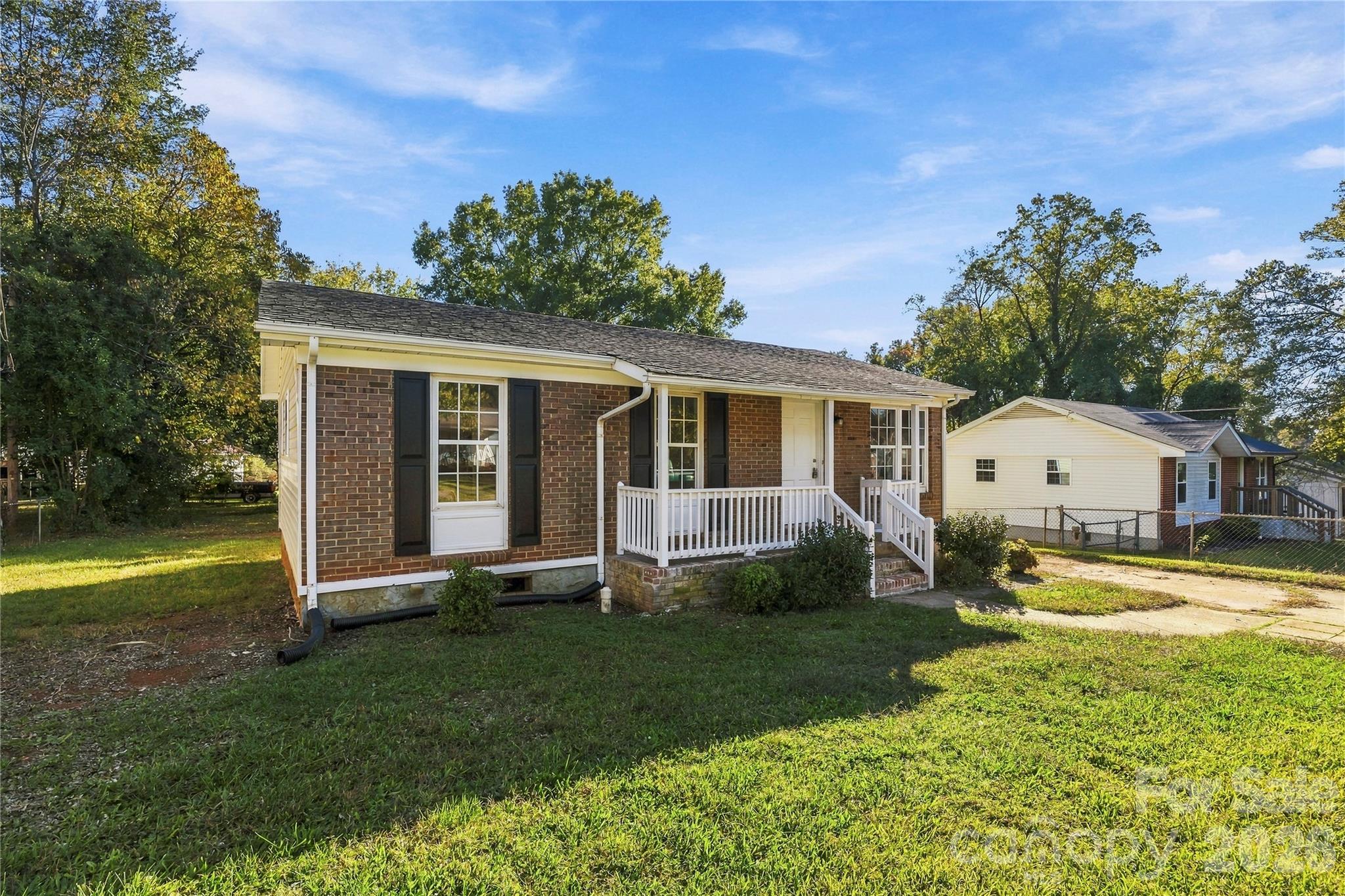 Single Family Residence at 211 Morris Street, Kings Mountain, photo 19 of 24