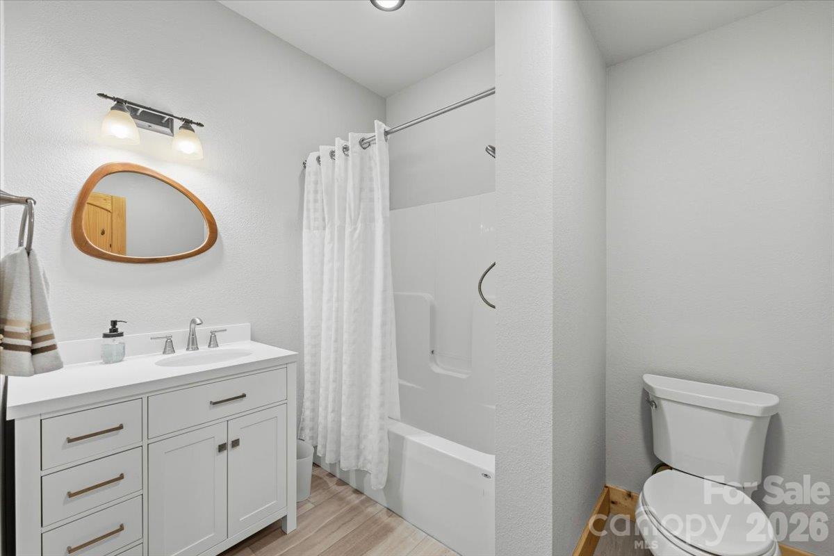 Downstairs Bathroom - 1016 Horizon Trail, Nebo