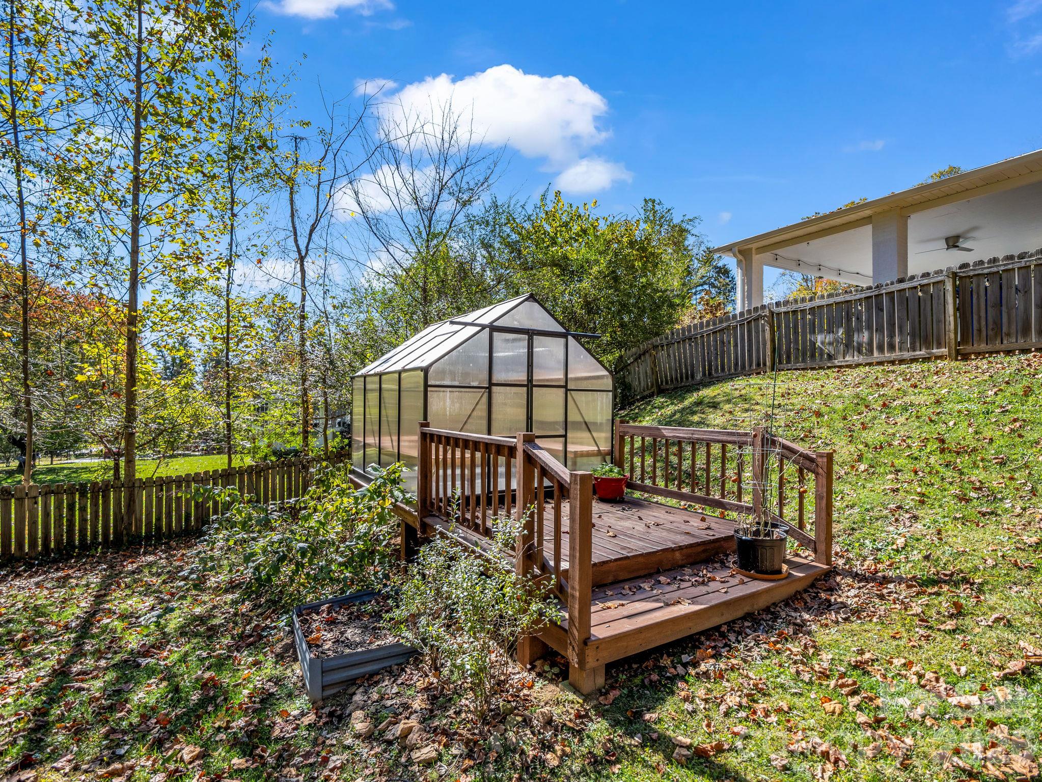 Single Family Residence at 2 Bevlyn Drive, Asheville, photo 78 of 93
