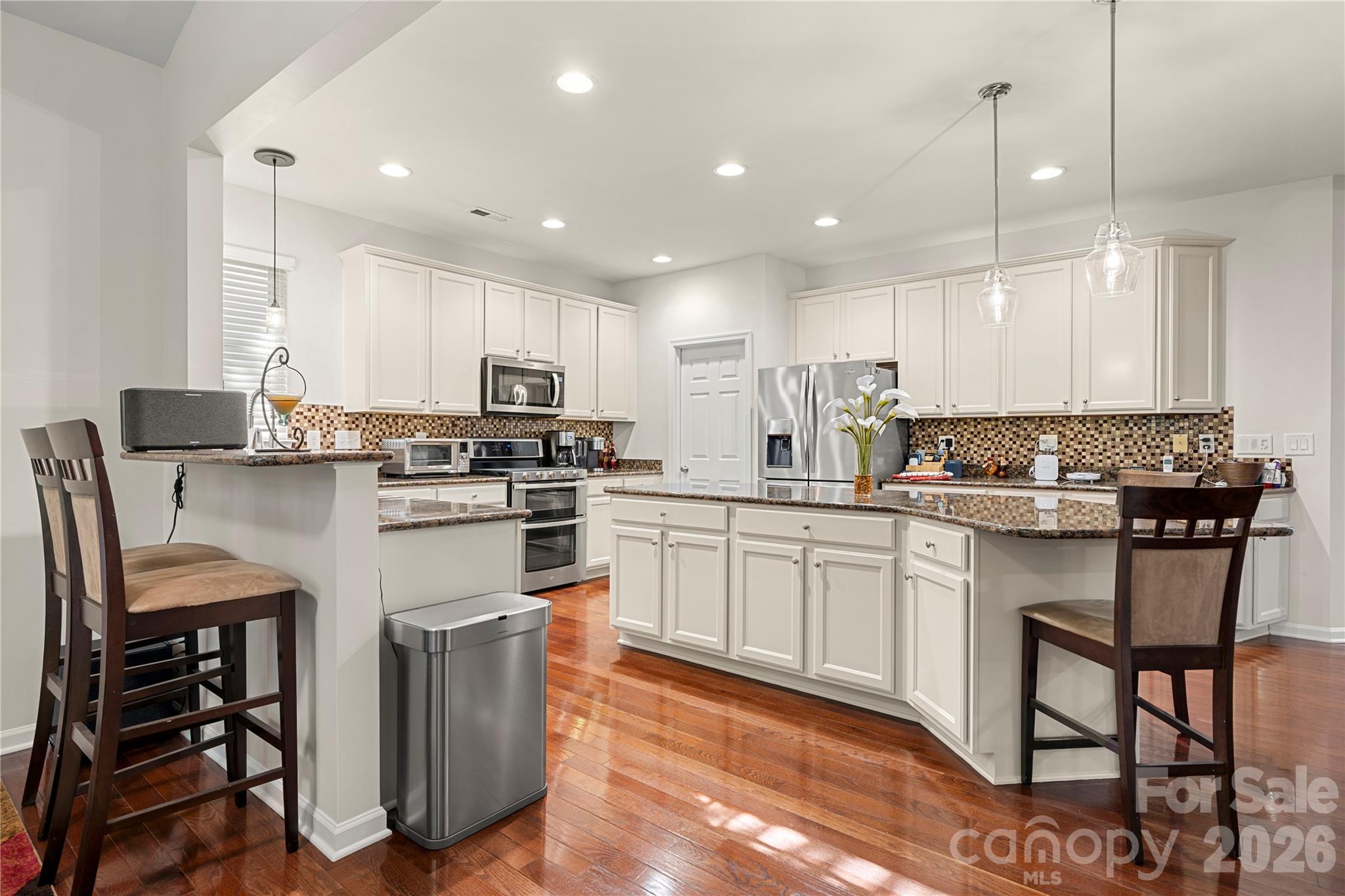 Single Family Residence at 10722 Drake Hill Drive, Huntersville, photo 20 of 46