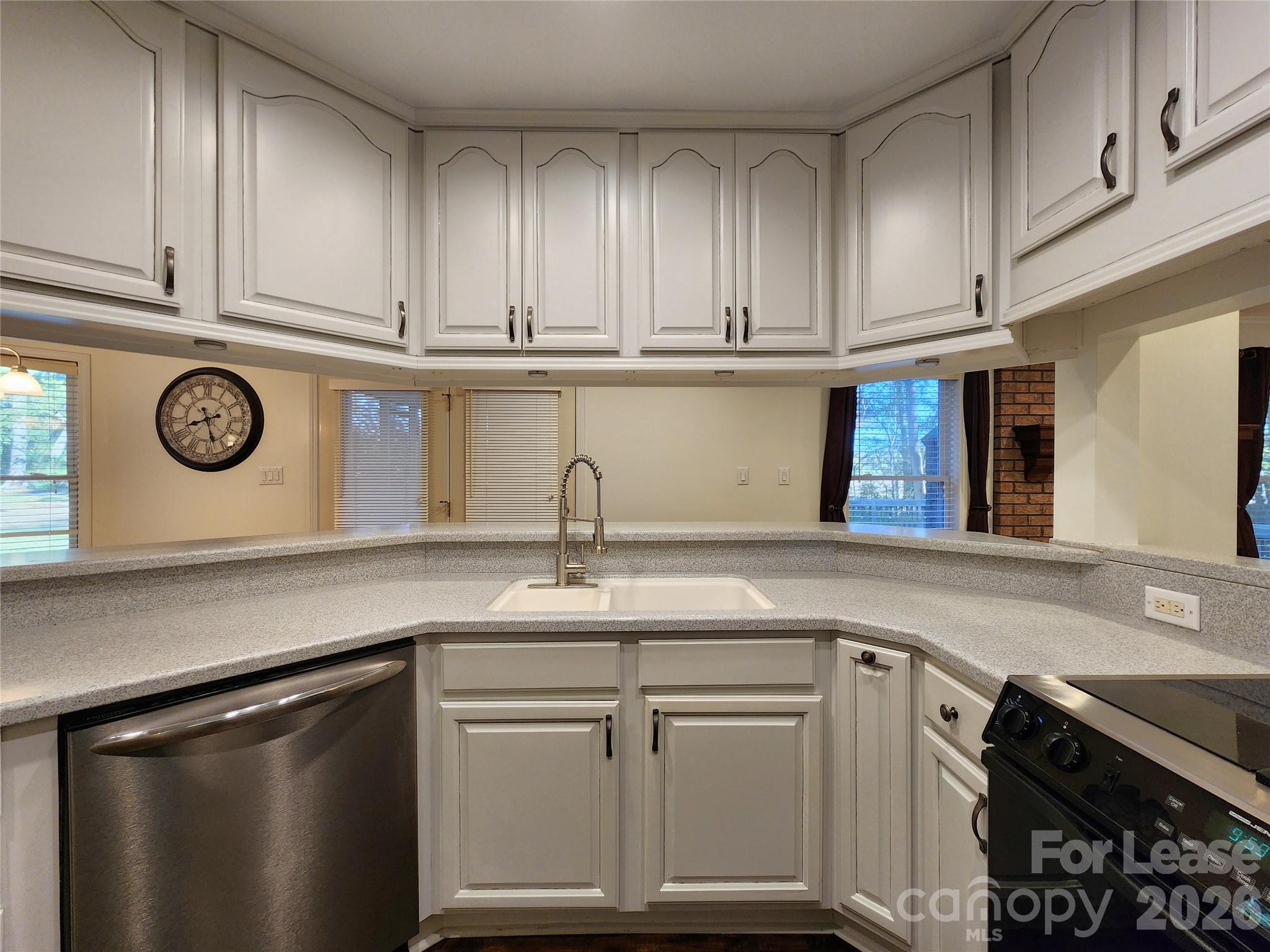 Single Family Residence at 4512 Wrangler Drive SW, Concord, photo 8 of 37