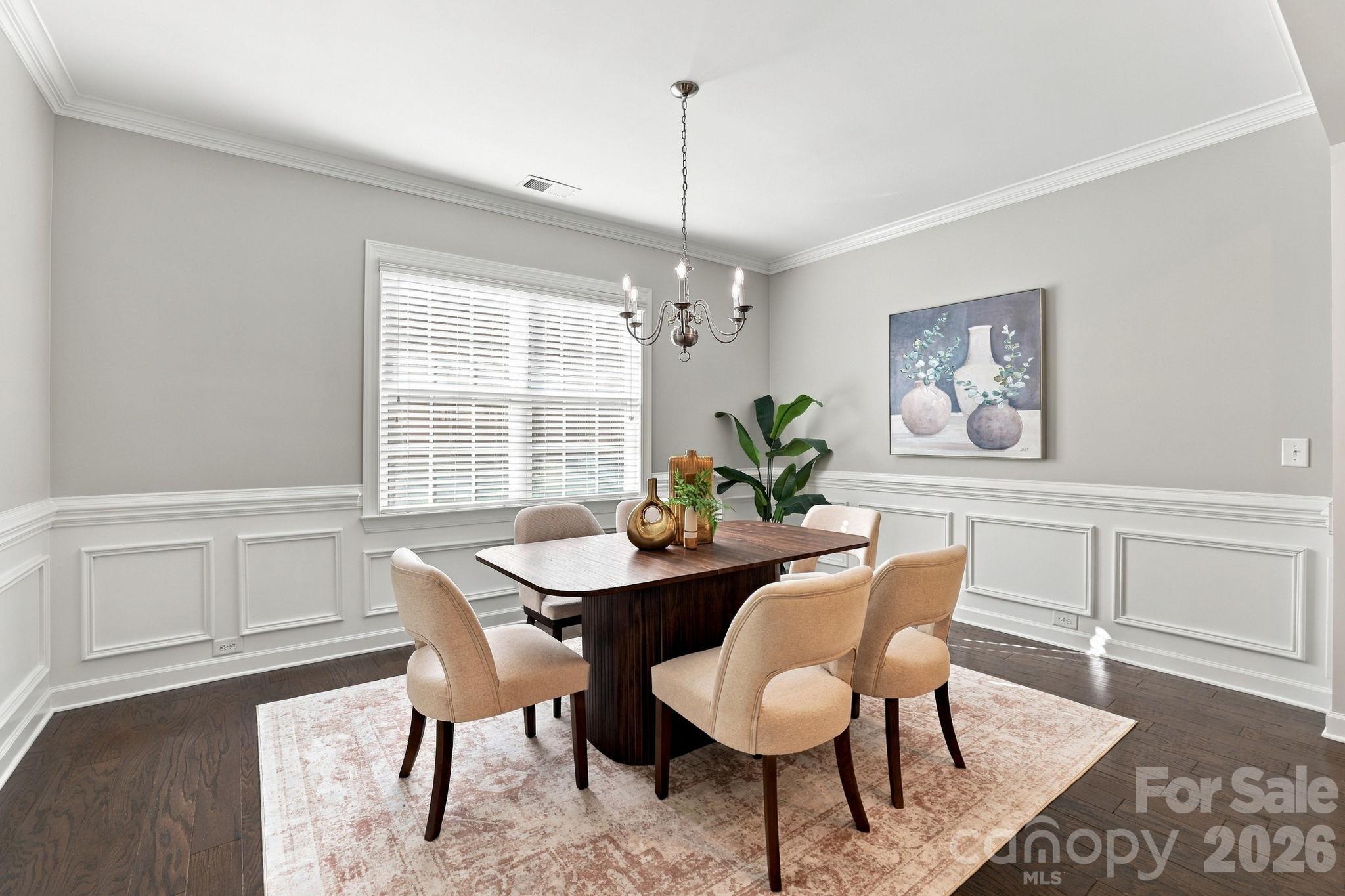 Single Family Residence at 3103 Arches Bluff Circle, Lancaster, photo 15 of 48