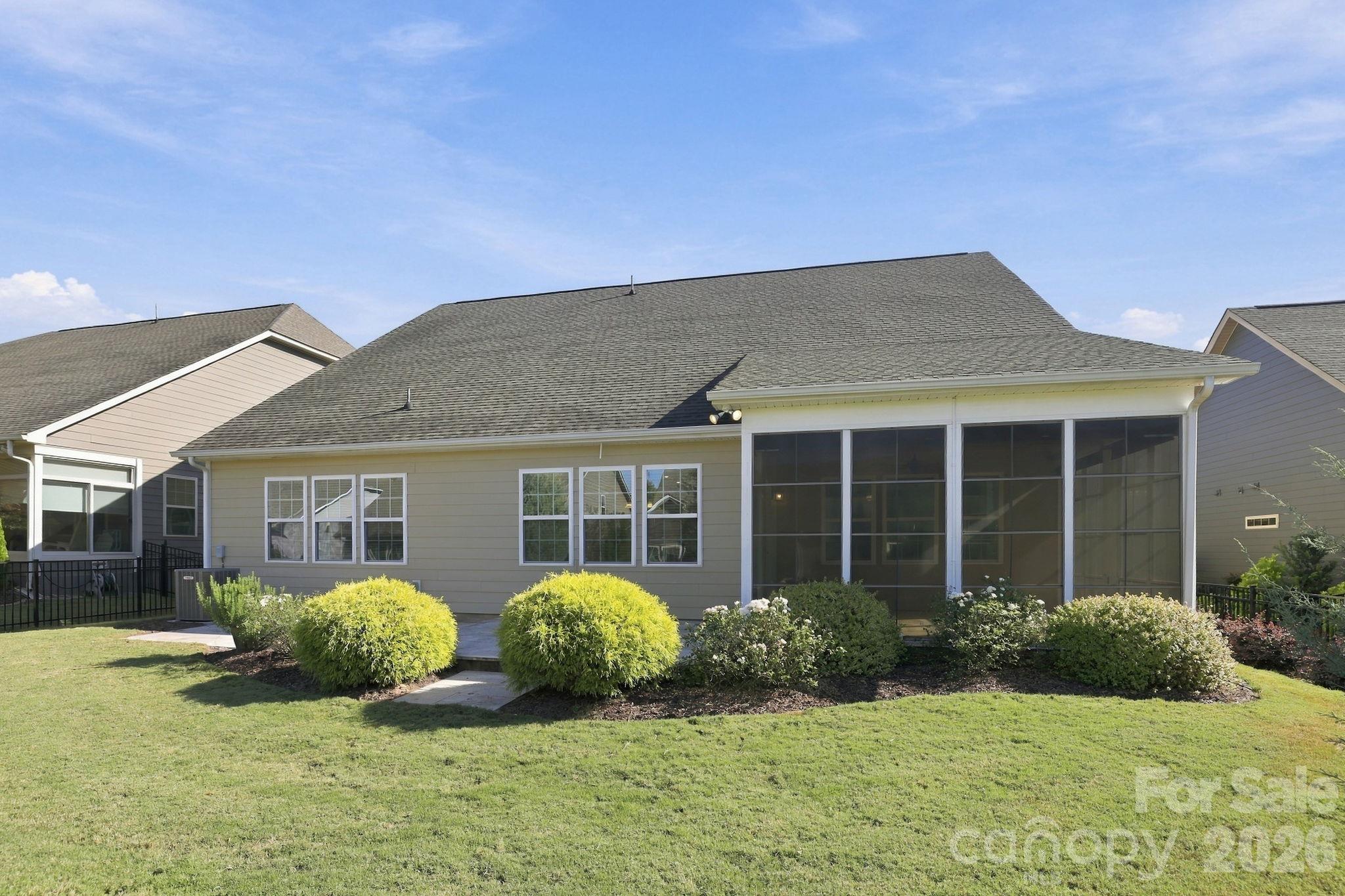 Single Family Residence at 3103 Arches Bluff Circle, Lancaster, photo 35 of 48