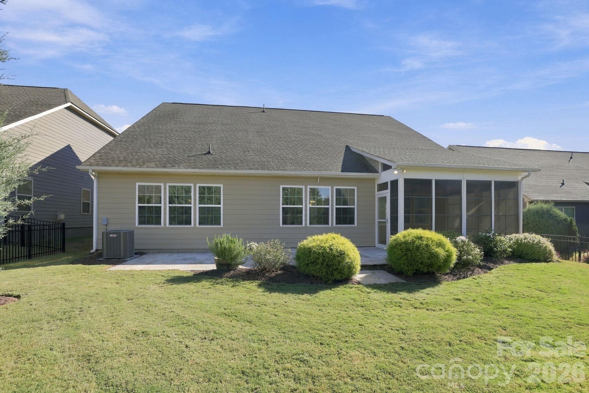 Single Family Residence at 3103 Arches Bluff Circle, Lancaster, photo 36 of 48