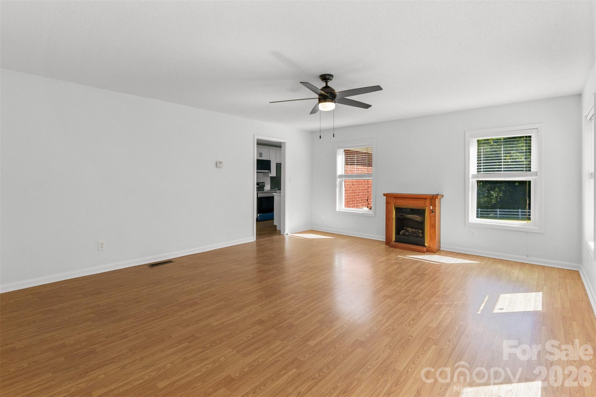Single Family Residence at 3275 Bratton Drive, Rock Hill, photo 14 of 32