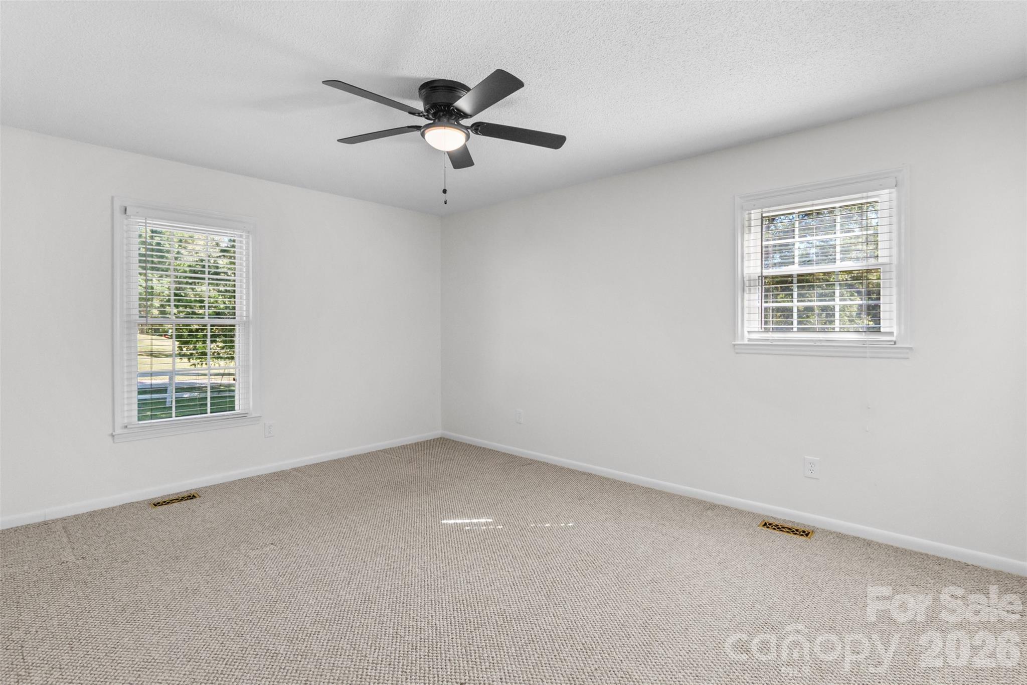 Single Family Residence at 3275 Bratton Drive, Rock Hill, photo 18 of 32