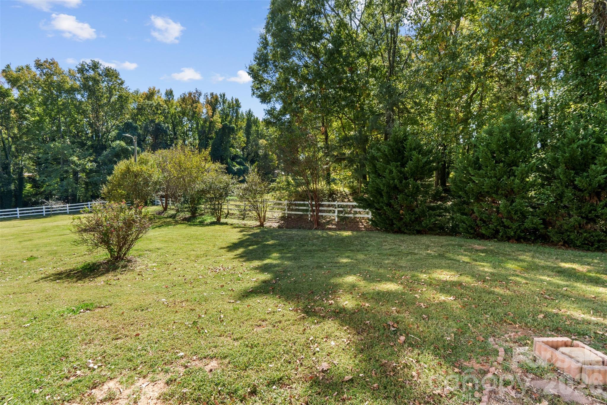 Single Family Residence at 3275 Bratton Drive, Rock Hill, photo 25 of 32