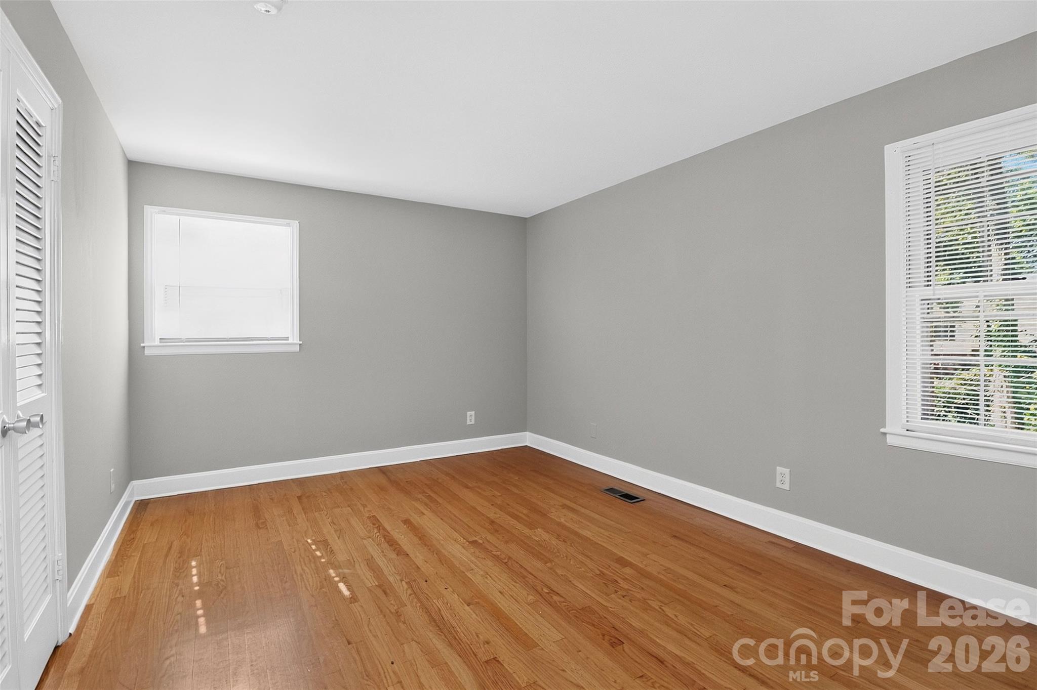Single Family Residence at 5200 Amity Place, Charlotte, photo 10 of 18