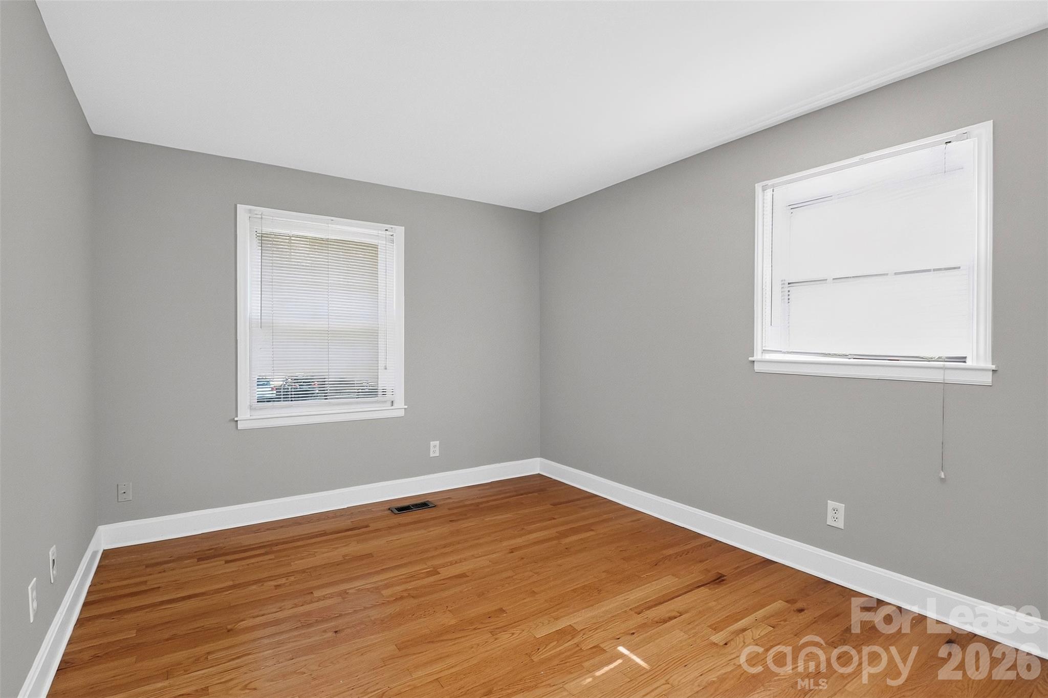 Single Family Residence at 5200 Amity Place, Charlotte, photo 11 of 18