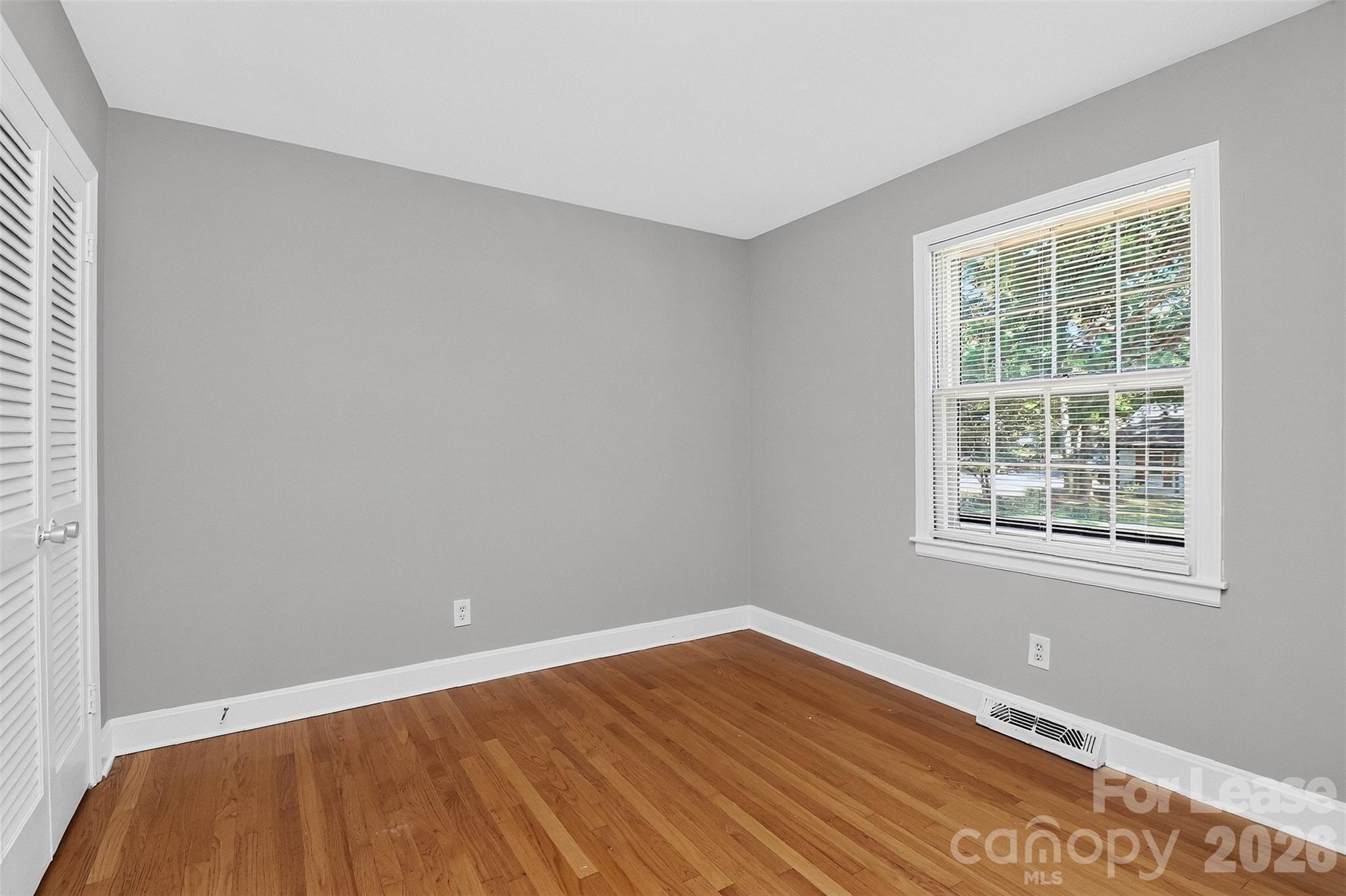 Single Family Residence at 5200 Amity Place, Charlotte, photo 12 of 18