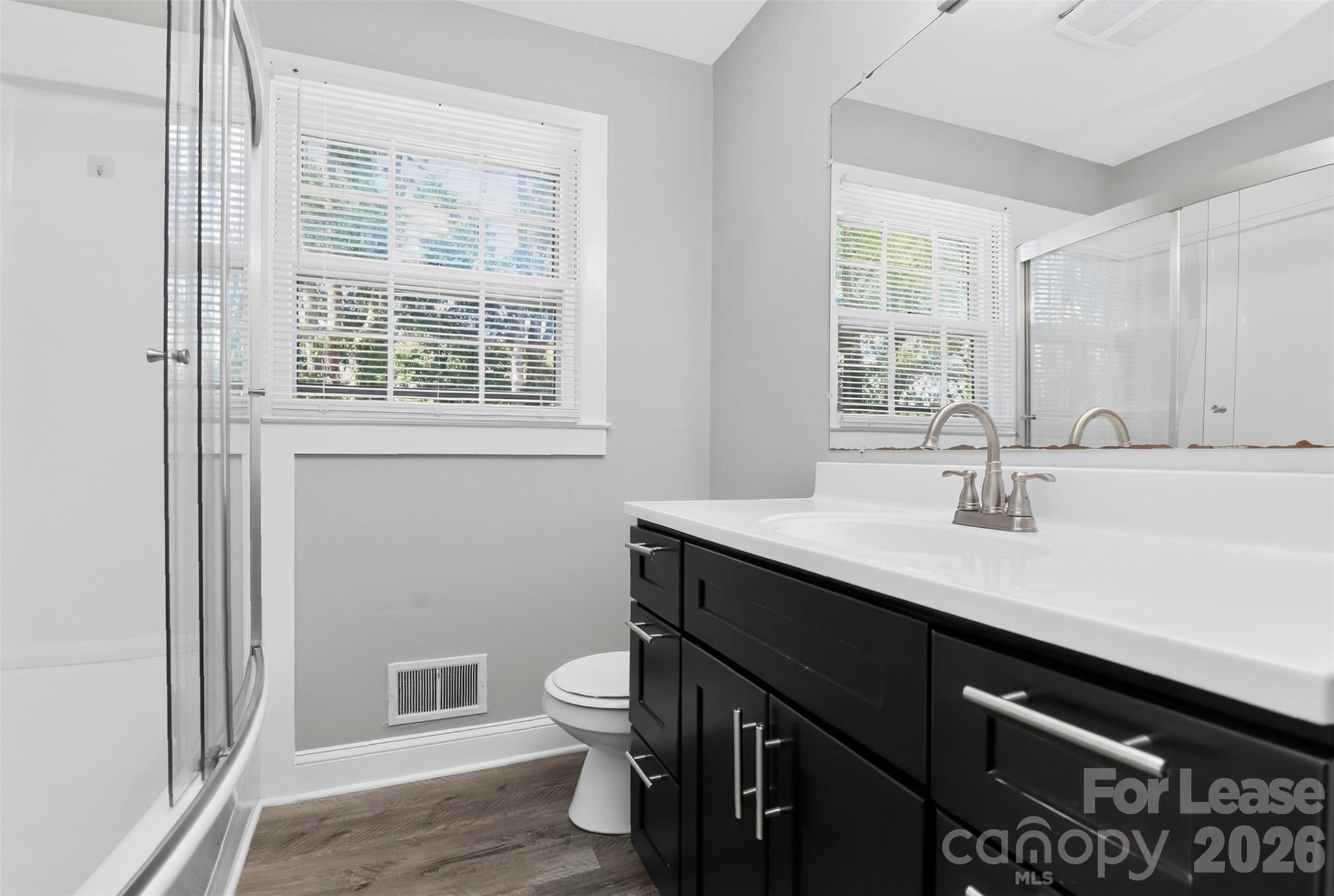 Single Family Residence at 5200 Amity Place, Charlotte, photo 13 of 18