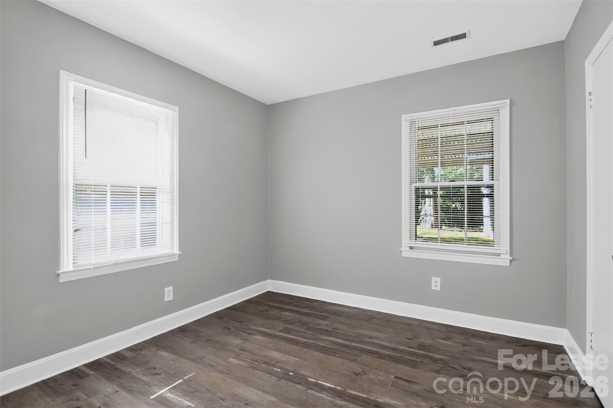 Single Family Residence at 5200 Amity Place, Charlotte, photo 15 of 18