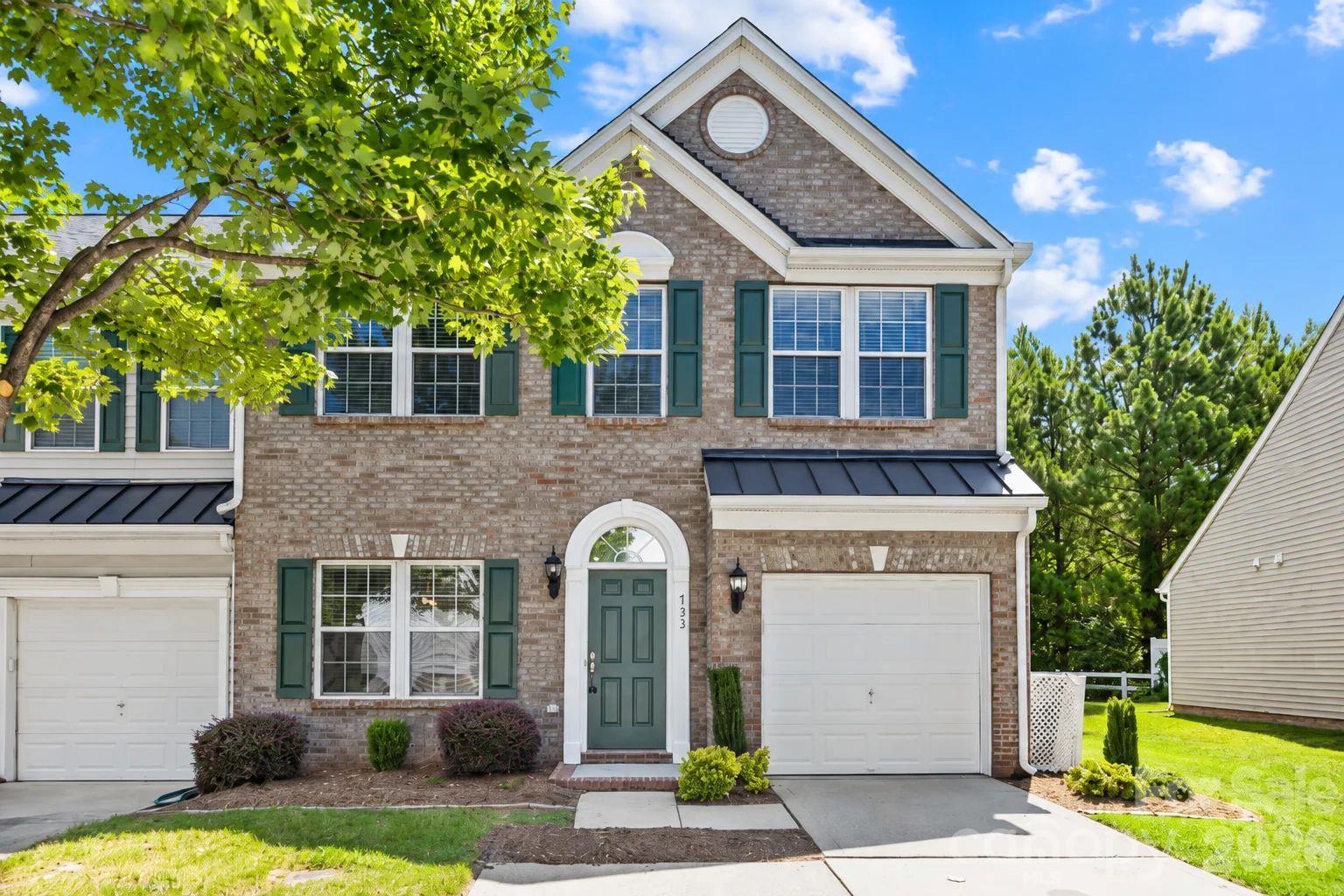 Townhouse at 753 Prospect Lane, Fort Mill, photo 2 of 25