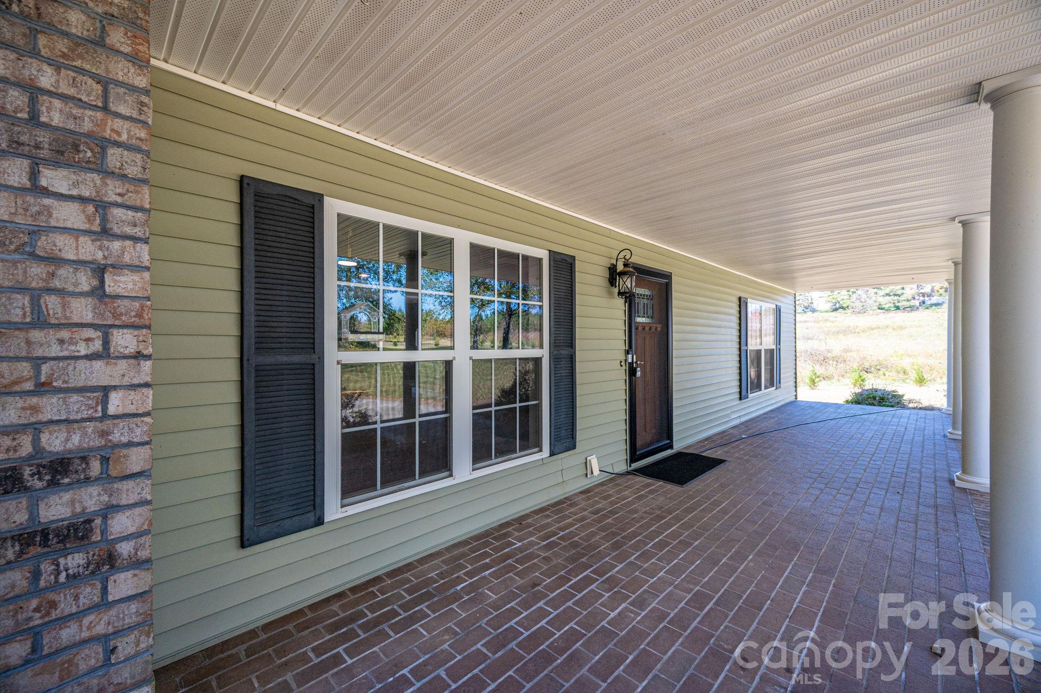 Single Family Residence at 839 Casar Belwood Road, Lawndale, photo 10 of 46