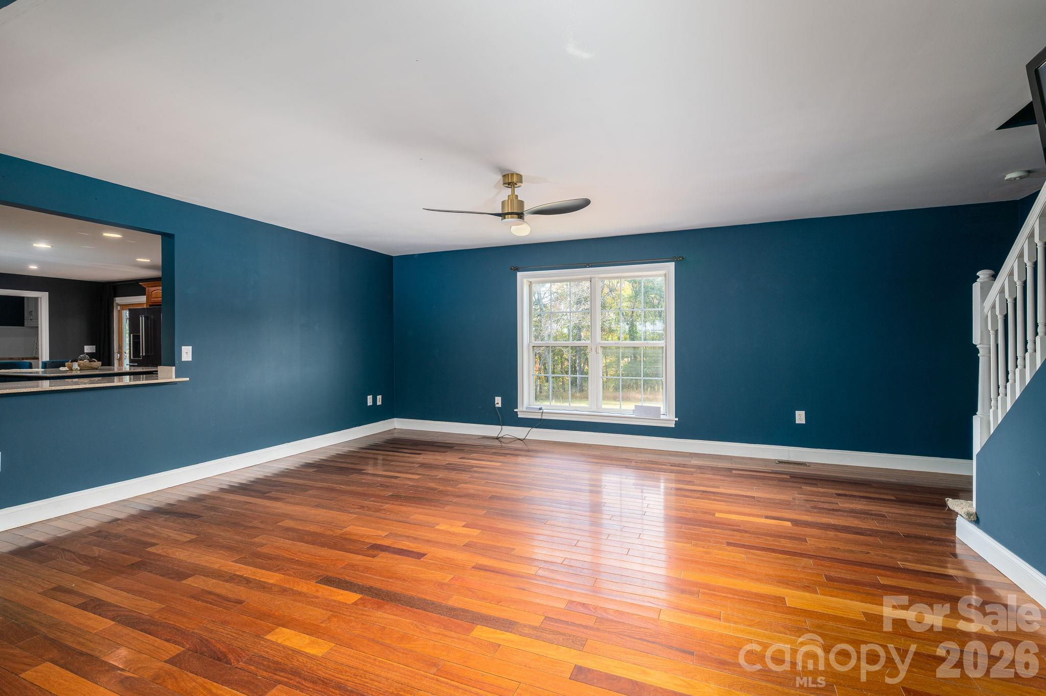 Single Family Residence at 839 Casar Belwood Road, Lawndale, photo 13 of 46