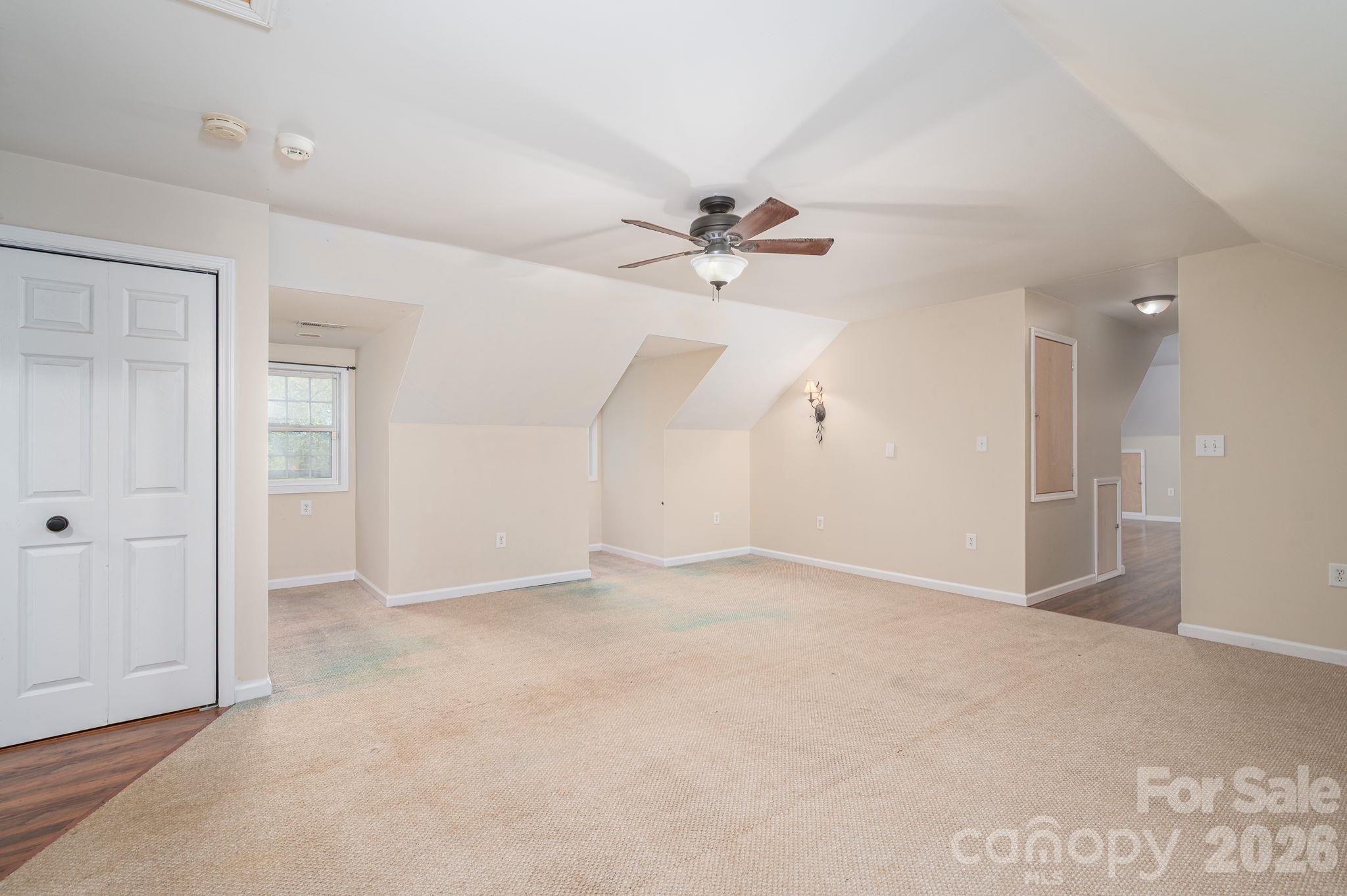 Single Family Residence at 839 Casar Belwood Road, Lawndale, photo 26 of 46