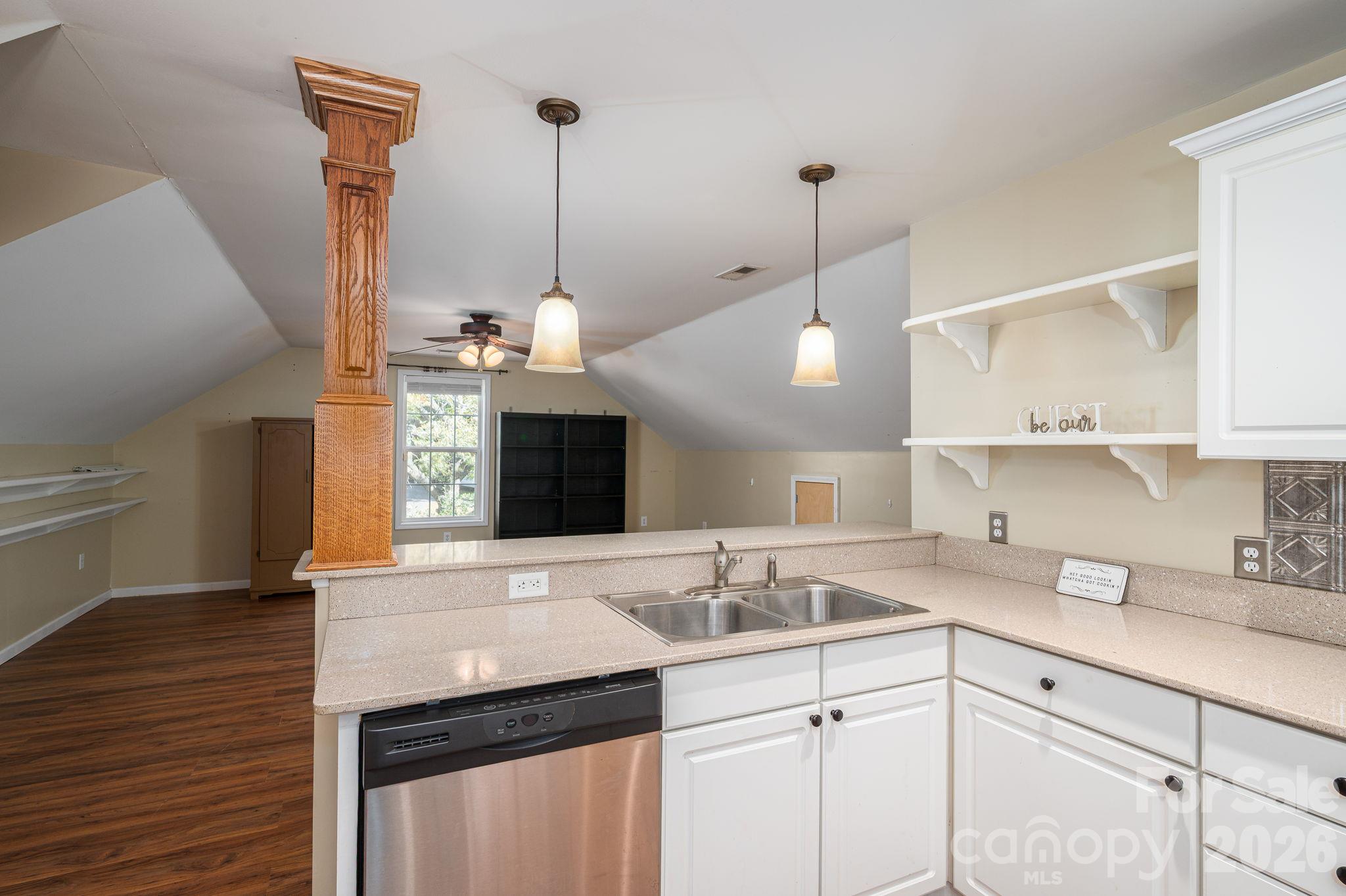Single Family Residence at 839 Casar Belwood Road, Lawndale, photo 32 of 46
