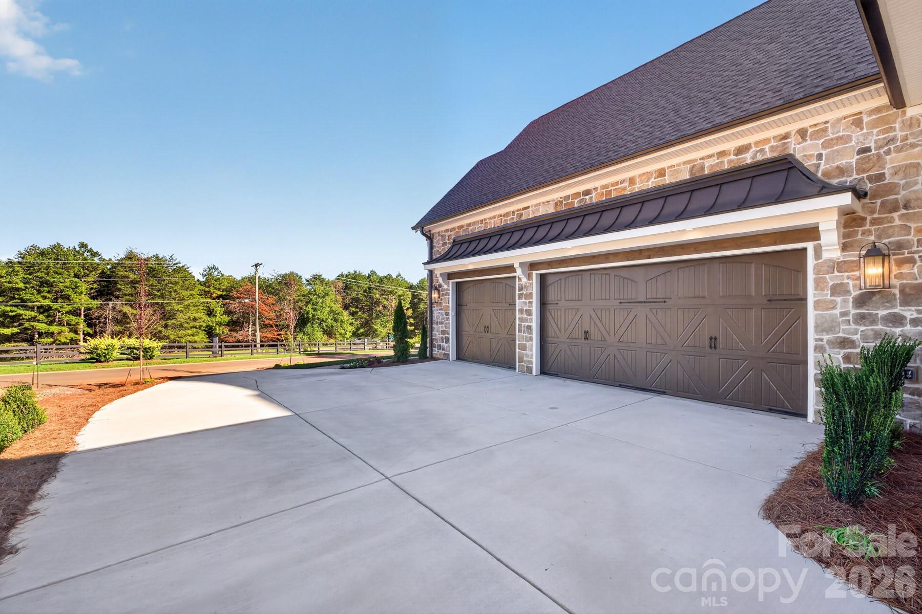 Single Family Residence at 128 Willow View Loop, Davidson, photo 74 of 77